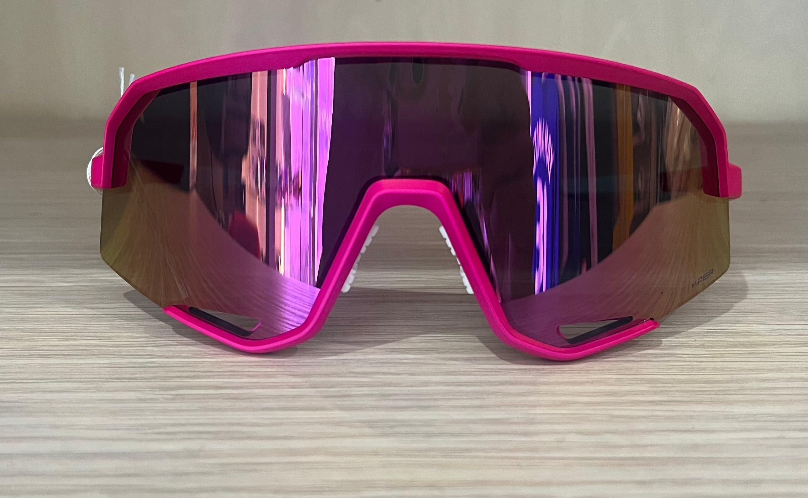 100%（ワンハンドレッド）サングラス SLENDALE/Pitaya | tedorisports