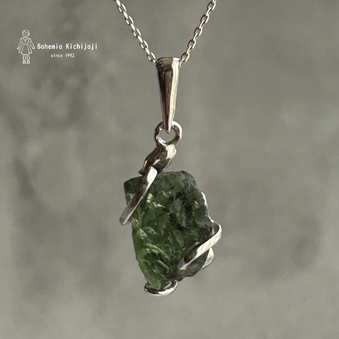 モルダバイト】ペンダントトップ（モルダバイト⑤） | ボヘミア吉祥寺