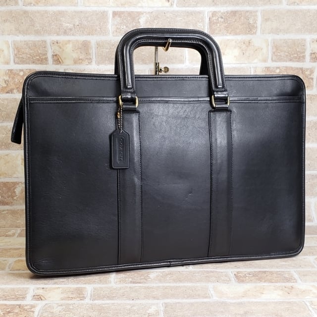 ブリーフケース | gypsophila