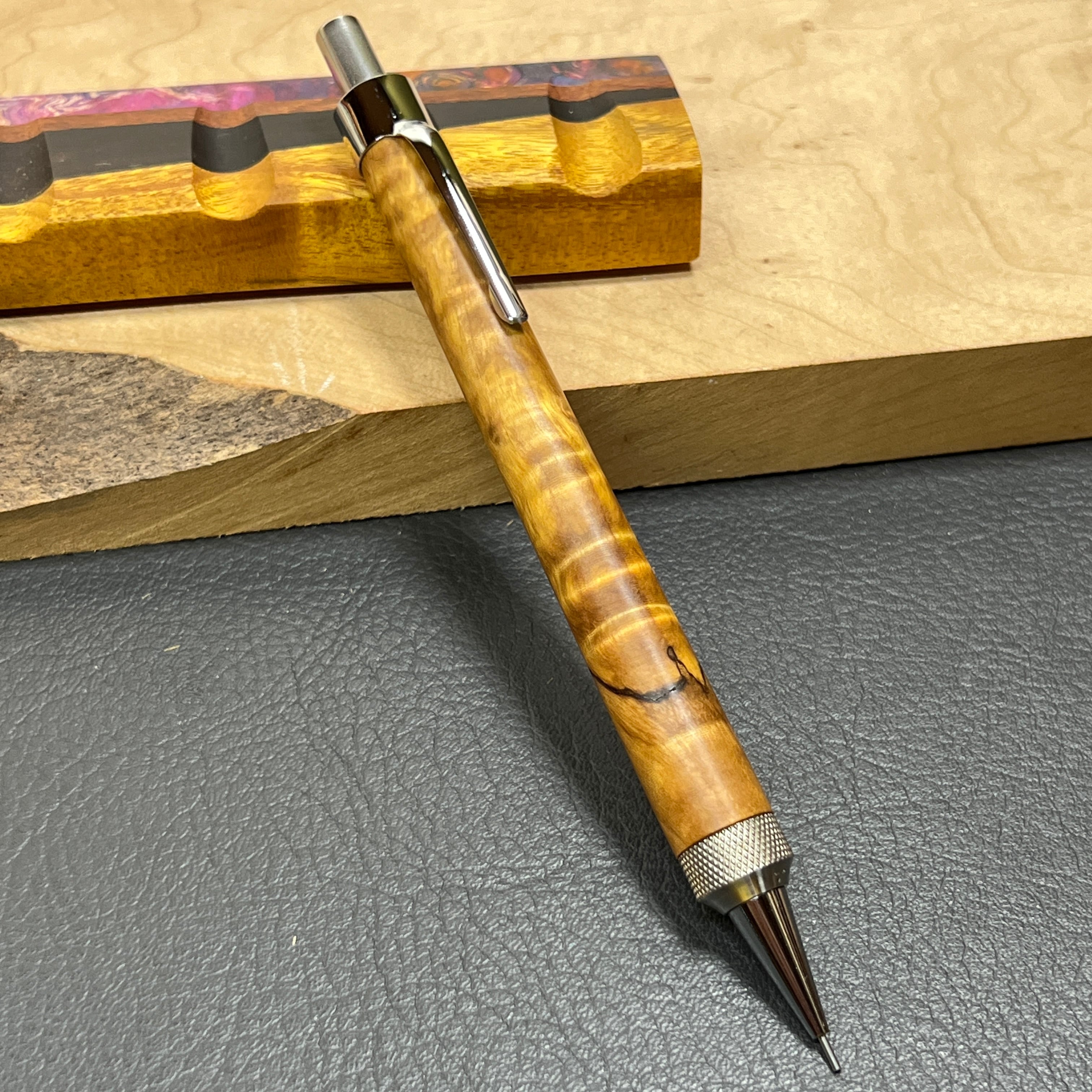 22栃縮杢スポルテッドスタビ 木製シャーペン 強低重心R ローレット