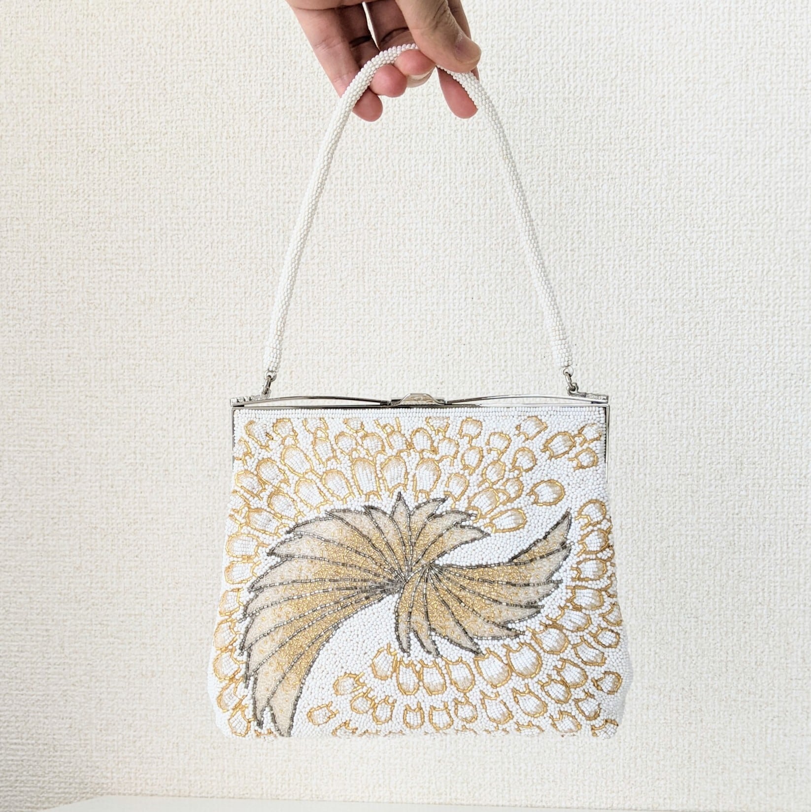 Vintage】ビーズ刺繍バッグ Beaded Bag 白×金 孔雀の羽 パーティー