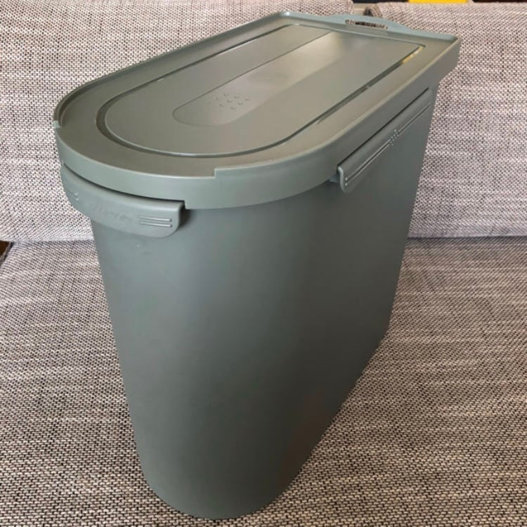 48b67c8af1f74d168bc5f7ec7555ea