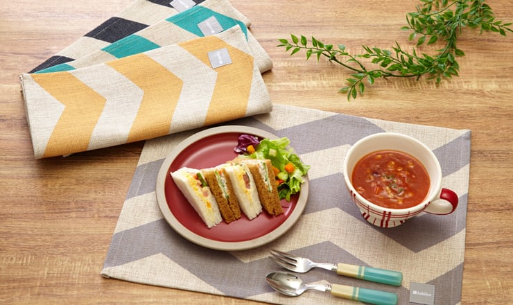 センターブロック LAMOPPEデザイン ランチョンマット 2枚セット