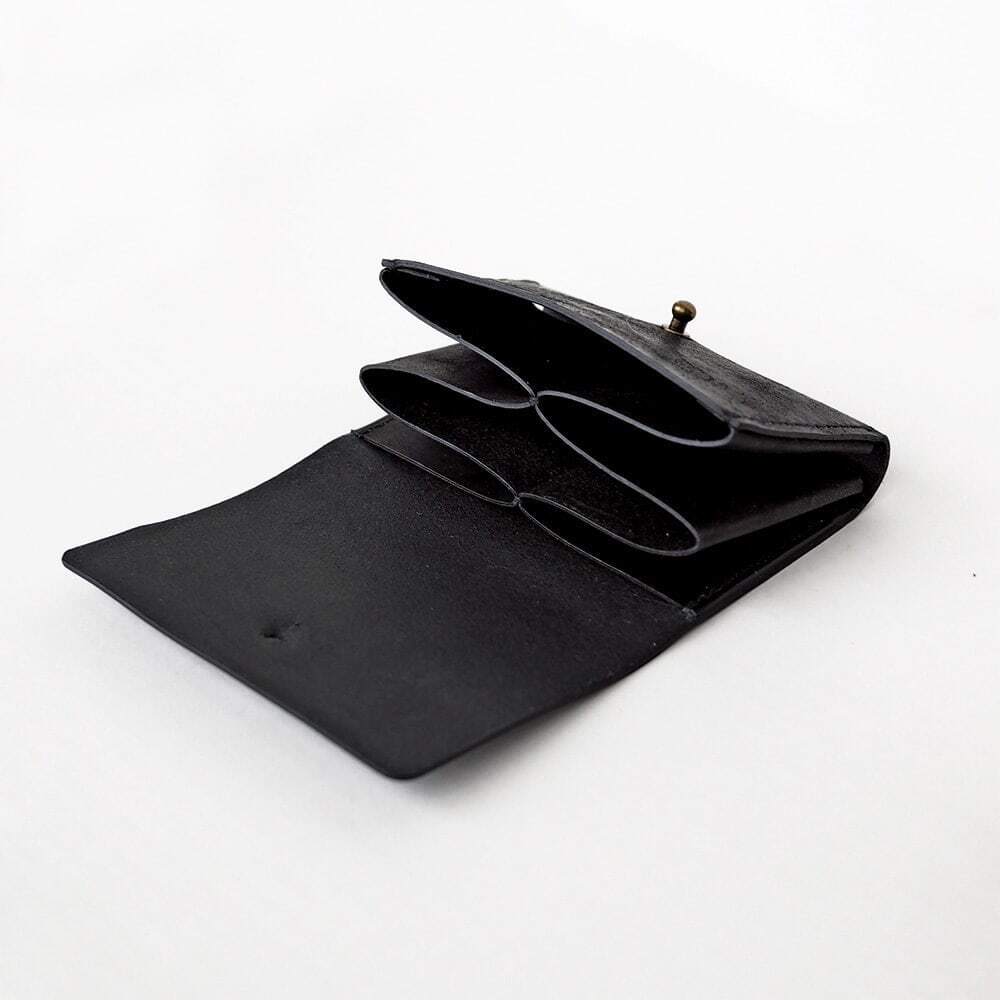 大きく開く3ポケット名刺入れ【ブラック】（受注生産） | セミオーダー