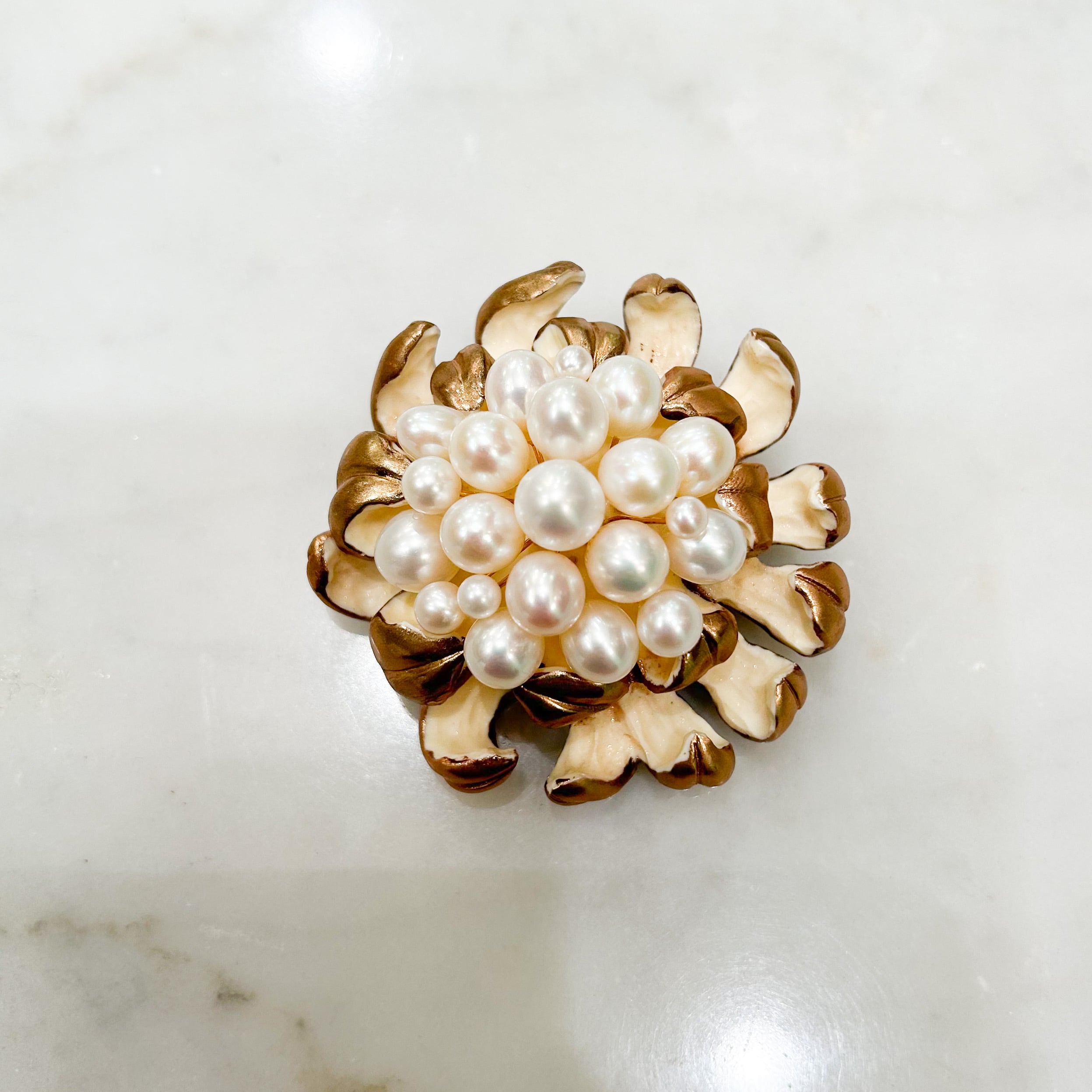 ブローチ | Akio Mori