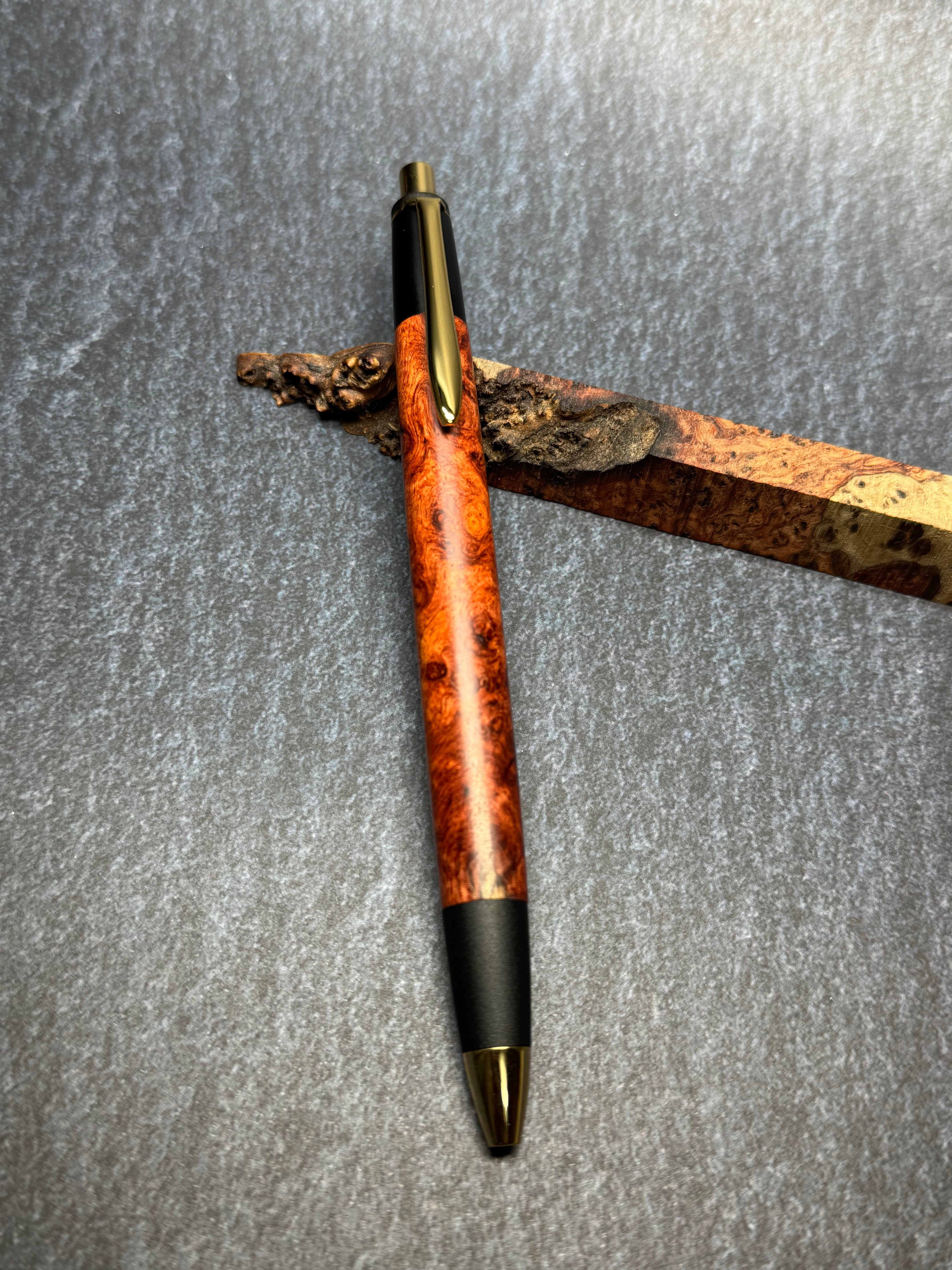 本花梨瘤極上 少し紅白 真鍮金具用木軸 | あけぼの工房