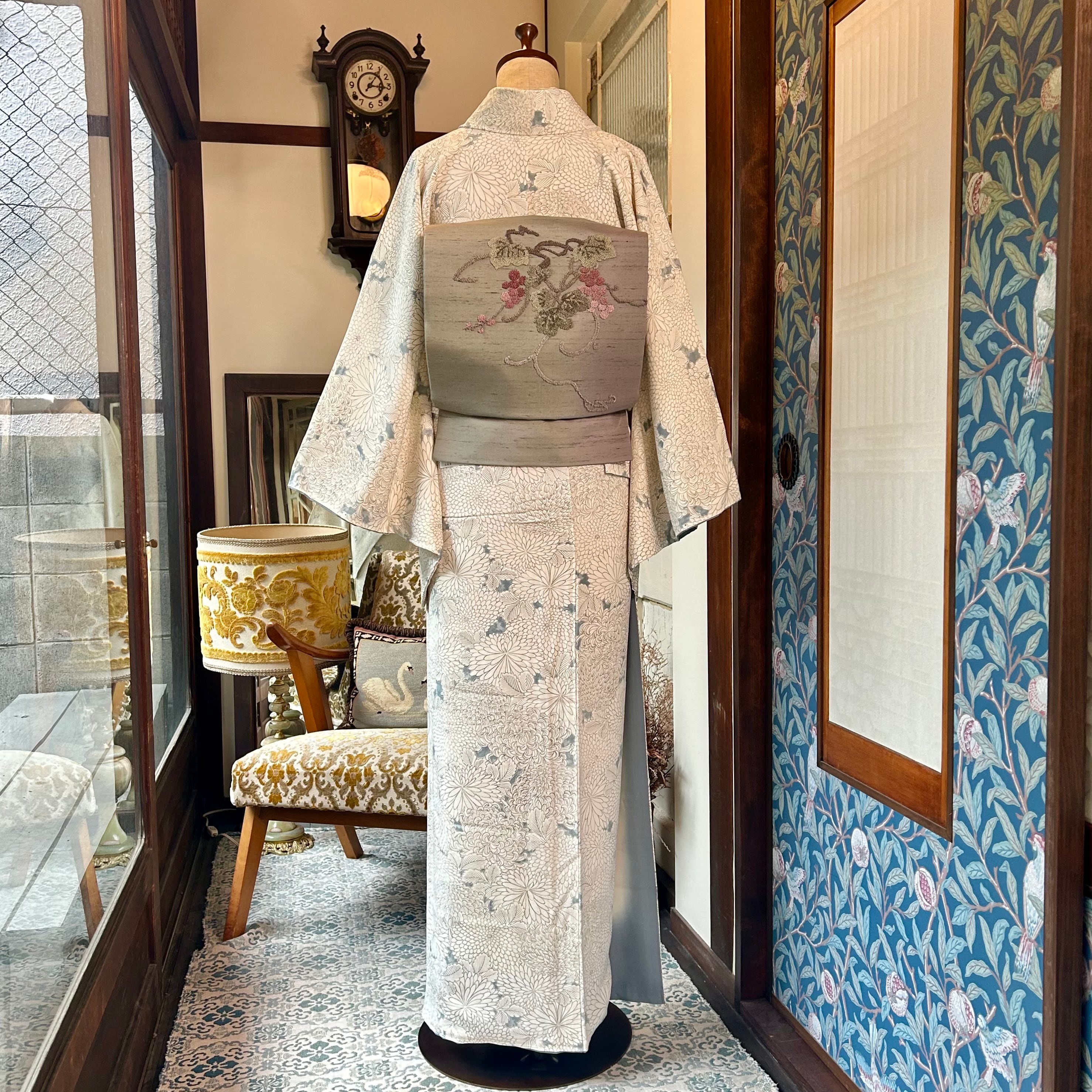 振袖 銀通し 金彩 辻ヶ花 鹿の子 牡丹 花模様 紅白 着物 121b p ms