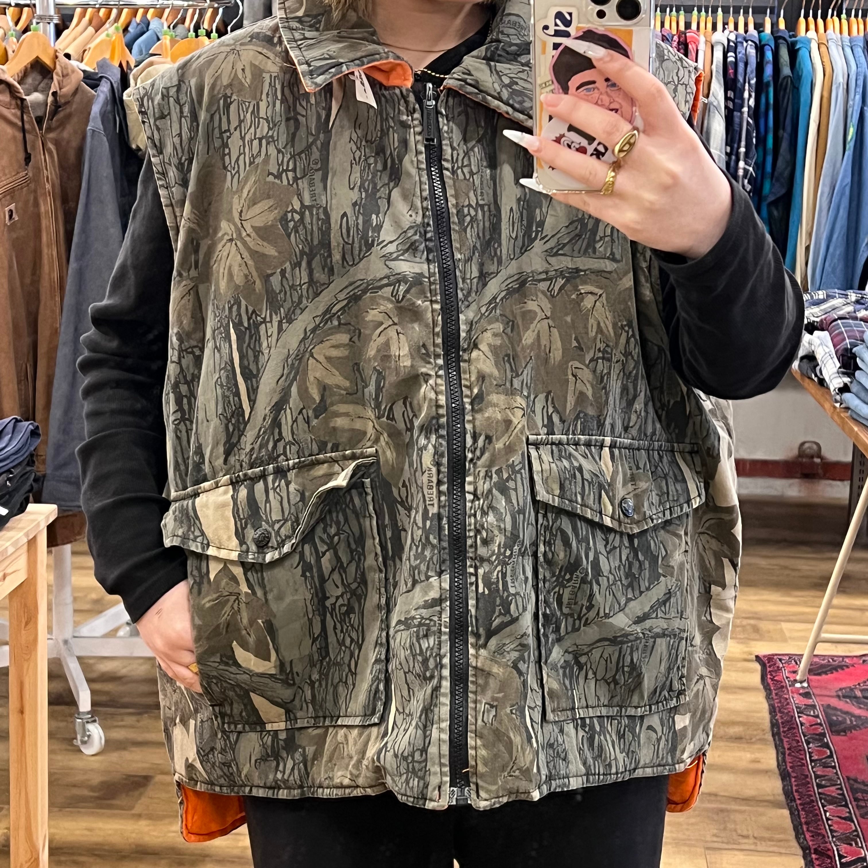 リアルツリーベスト | 古着屋KAKAVAKA