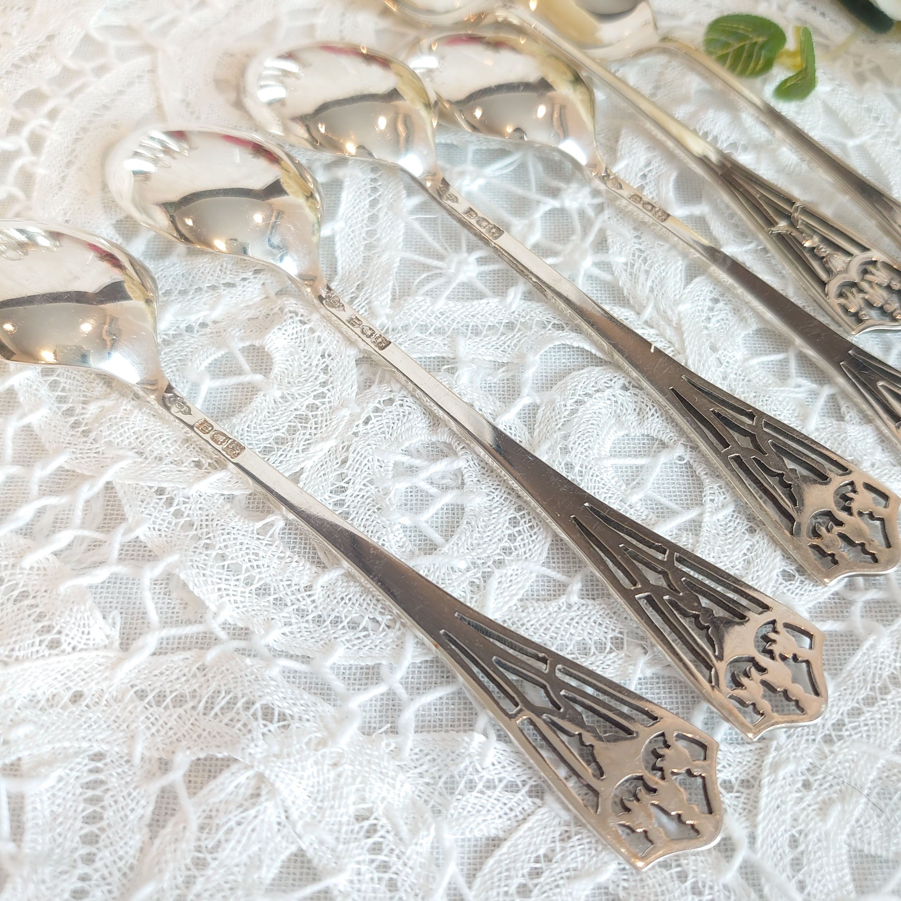 イギリス アンティーク ピアッシングティースプーン 純銀製