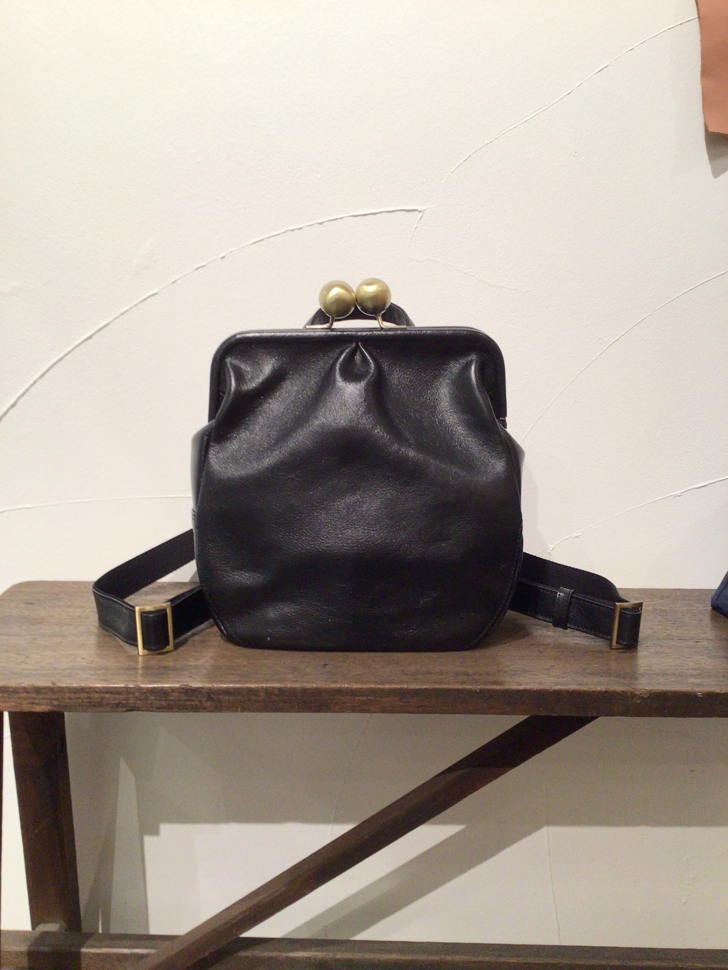 オリジナルバイカラーがま口リュック | すげ蔵