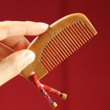 お六櫛 はやめ櫛 | 木曽くらしの工芸館