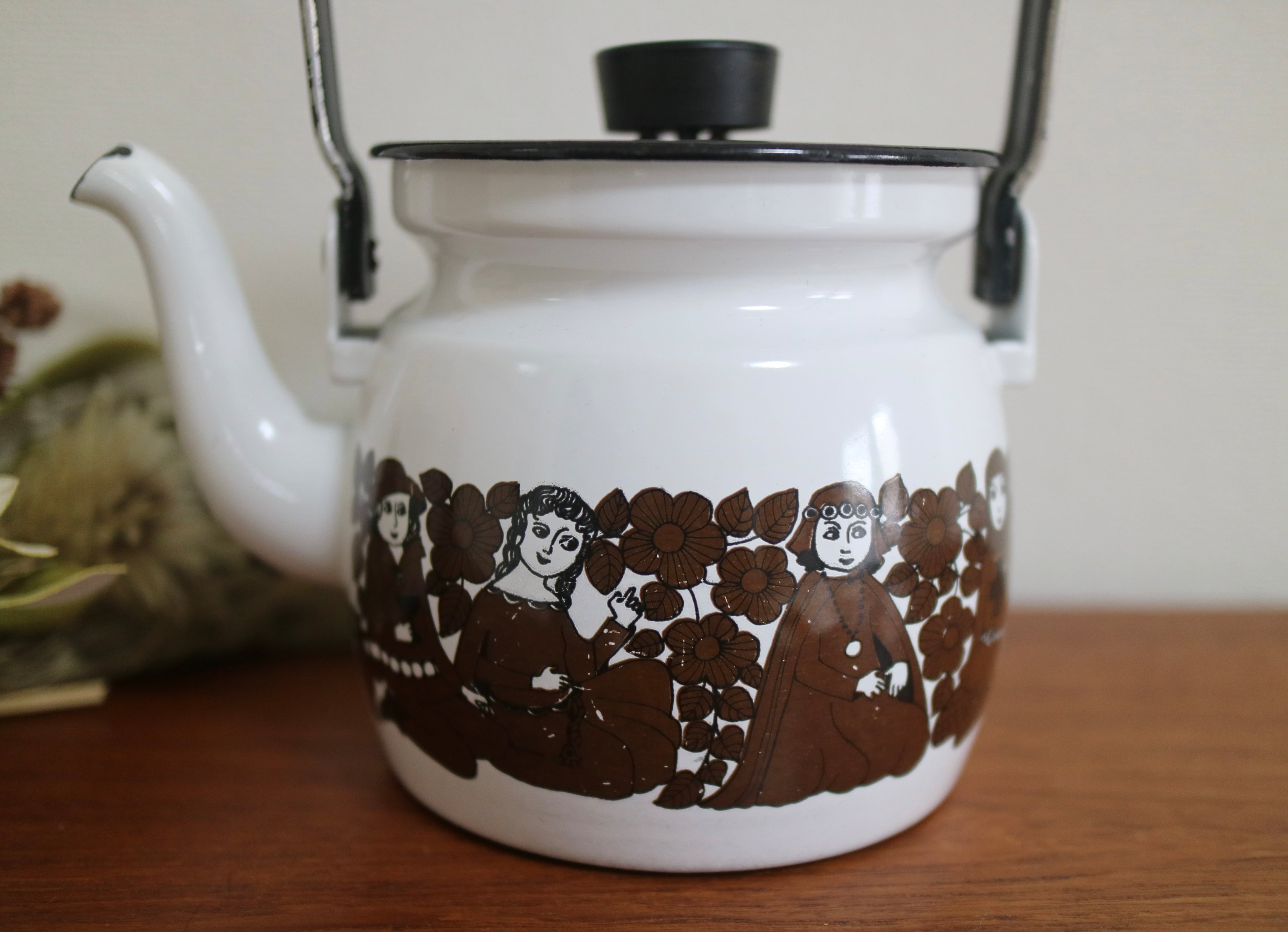 ARABIA アラビア / FINEL フィネル 琺瑯ケトル / 騎士団 No.2829