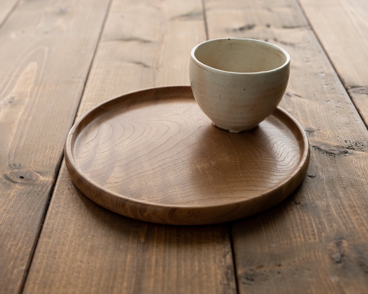 杢】【逸品】直径21cm 無塗装のお盆 欅（けやき） 3-10 | わたなべ木