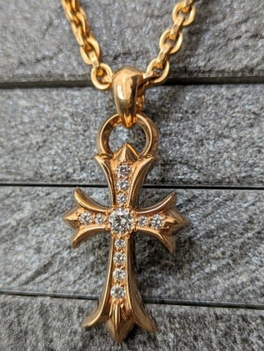 CHROME HEARTS クロムハーツ スモール Chクロス 22k ペンダント