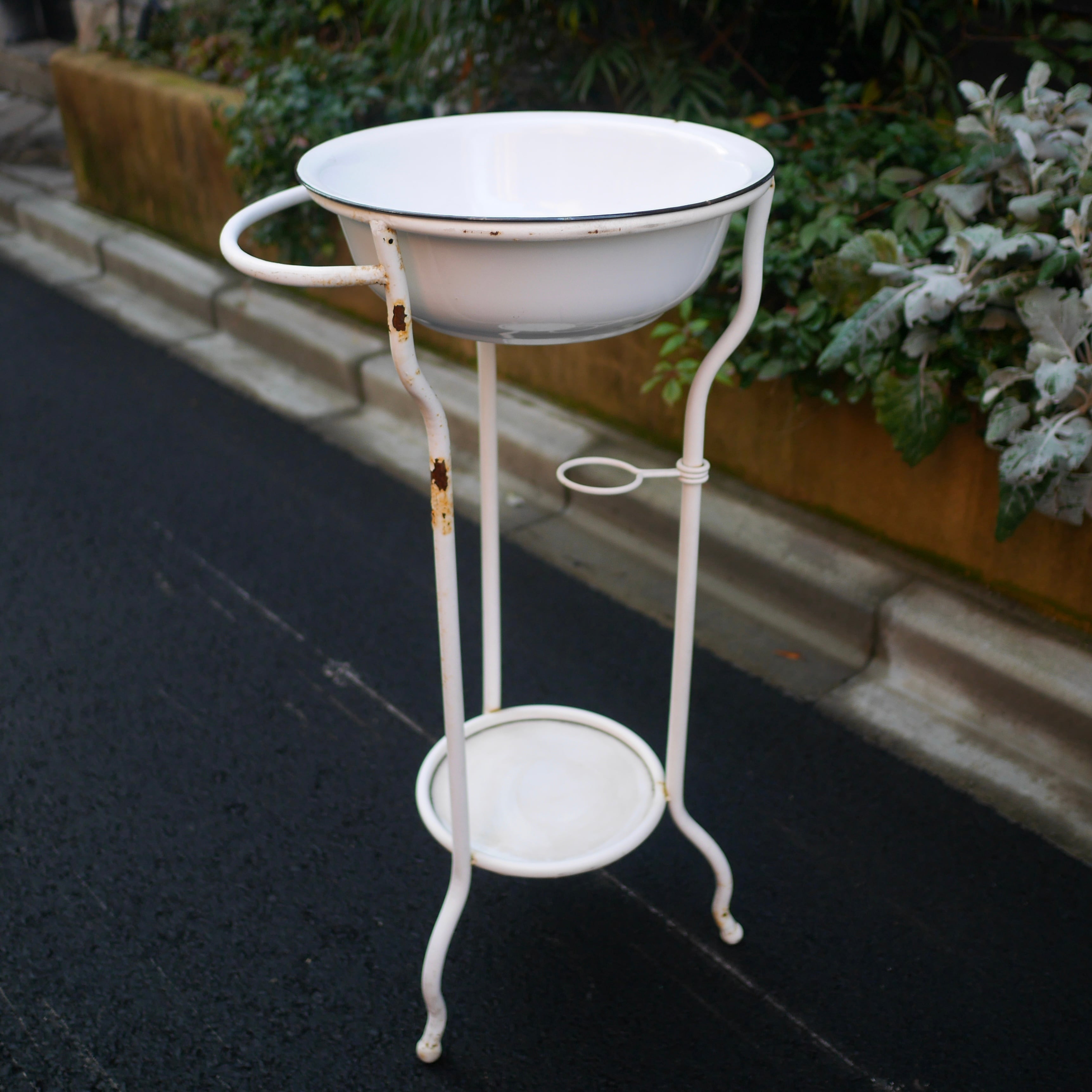 Vinatge ホーロー洗面器スタンド | トリノス-torinoth- | 新宿区神楽坂