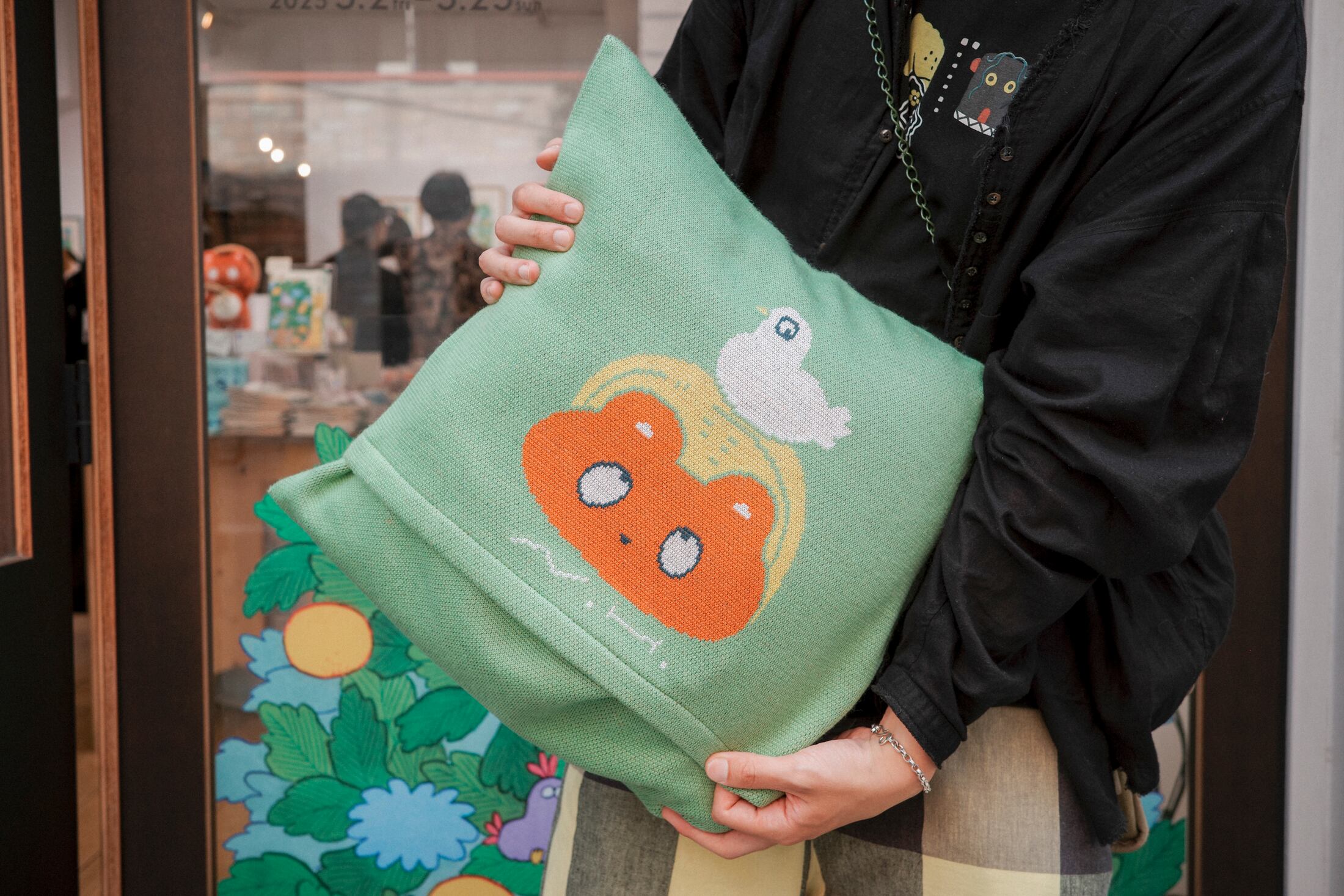 ヒダカナオト ニットクッションカバー | TOKYO PiXEL. shop & gallery