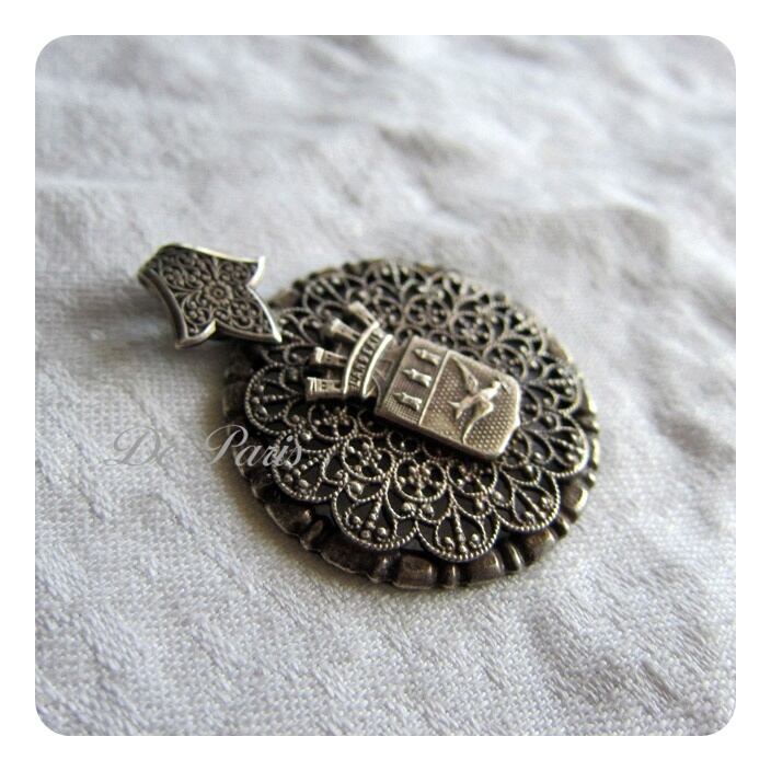 フランスアンティーク ペンダントトップ・つばめ フランスアンティーク