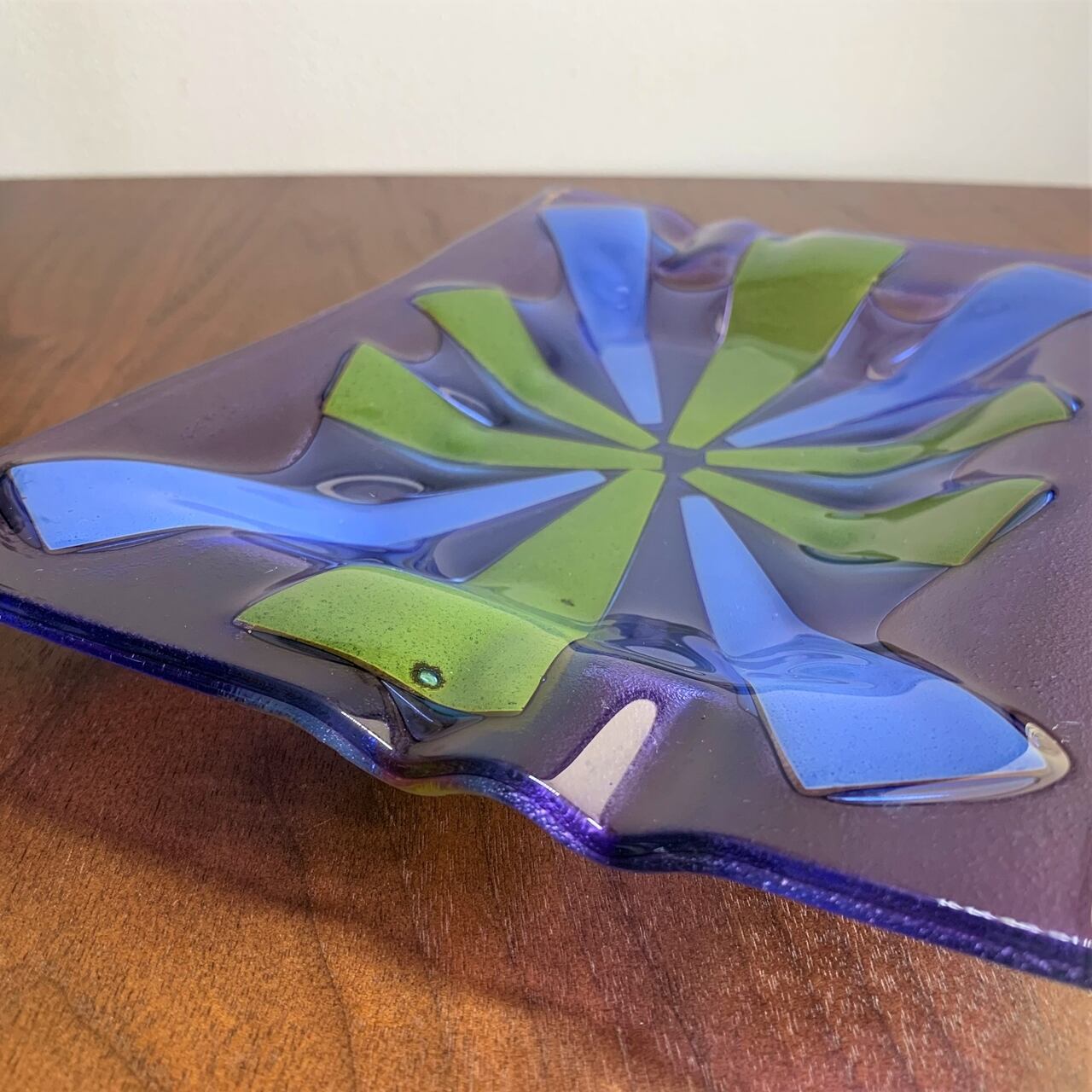 ヒギンス ヴィンテージ ガラスの灰皿 / Higgins Art Glass Ashtray