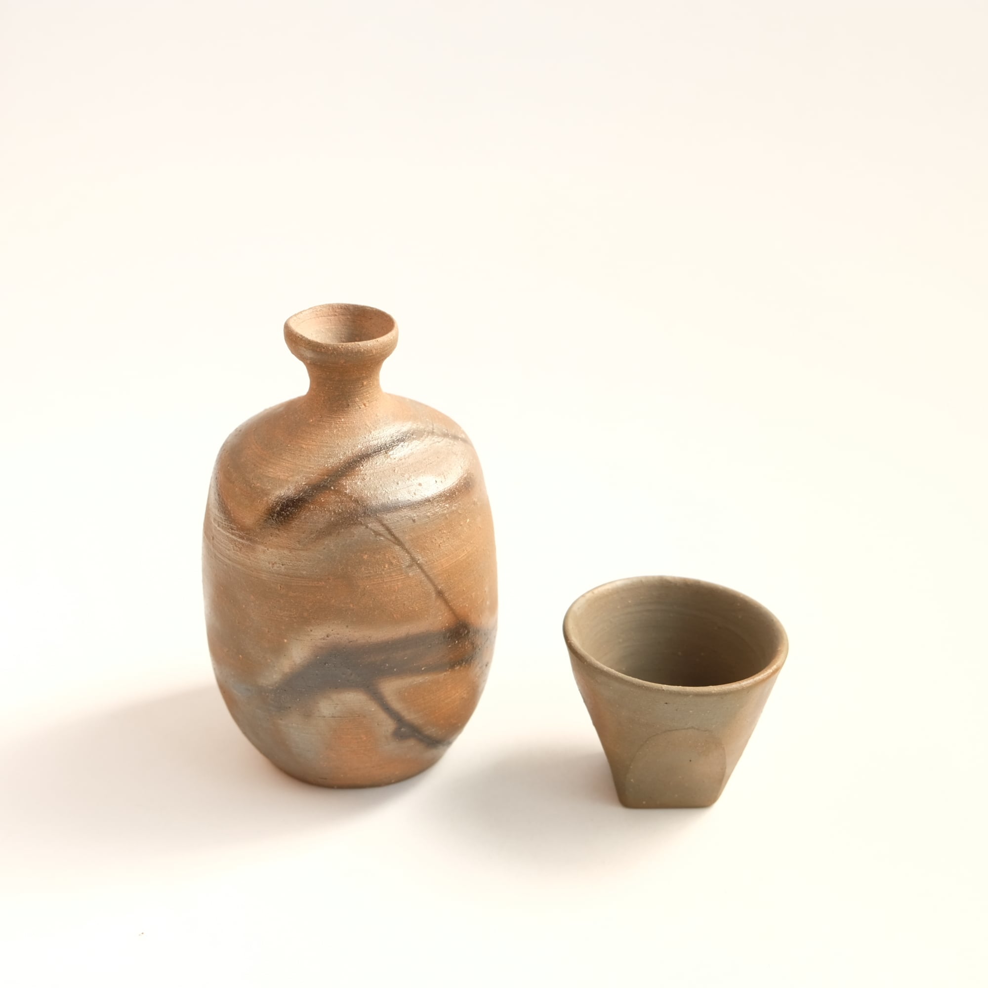 1 大江一人 Kazuto Ooe 青備前 徳利 Sake bottle | Gallery HANNA shopping
