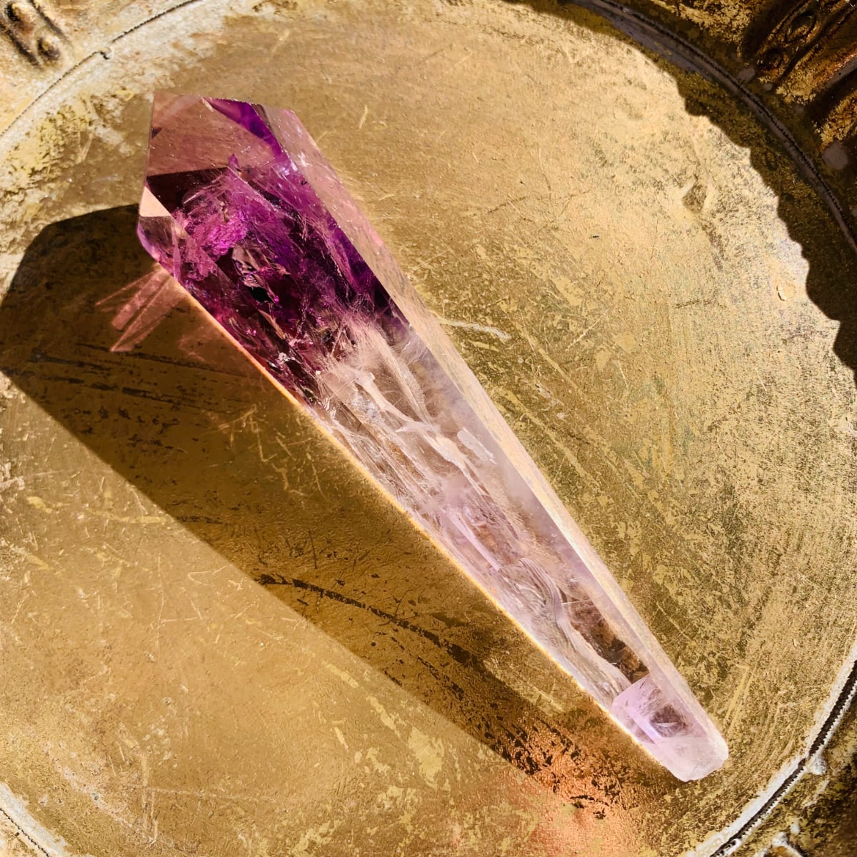 A）パワーストーン半貴石『奇跡の光を宿すスパイラルワンド』