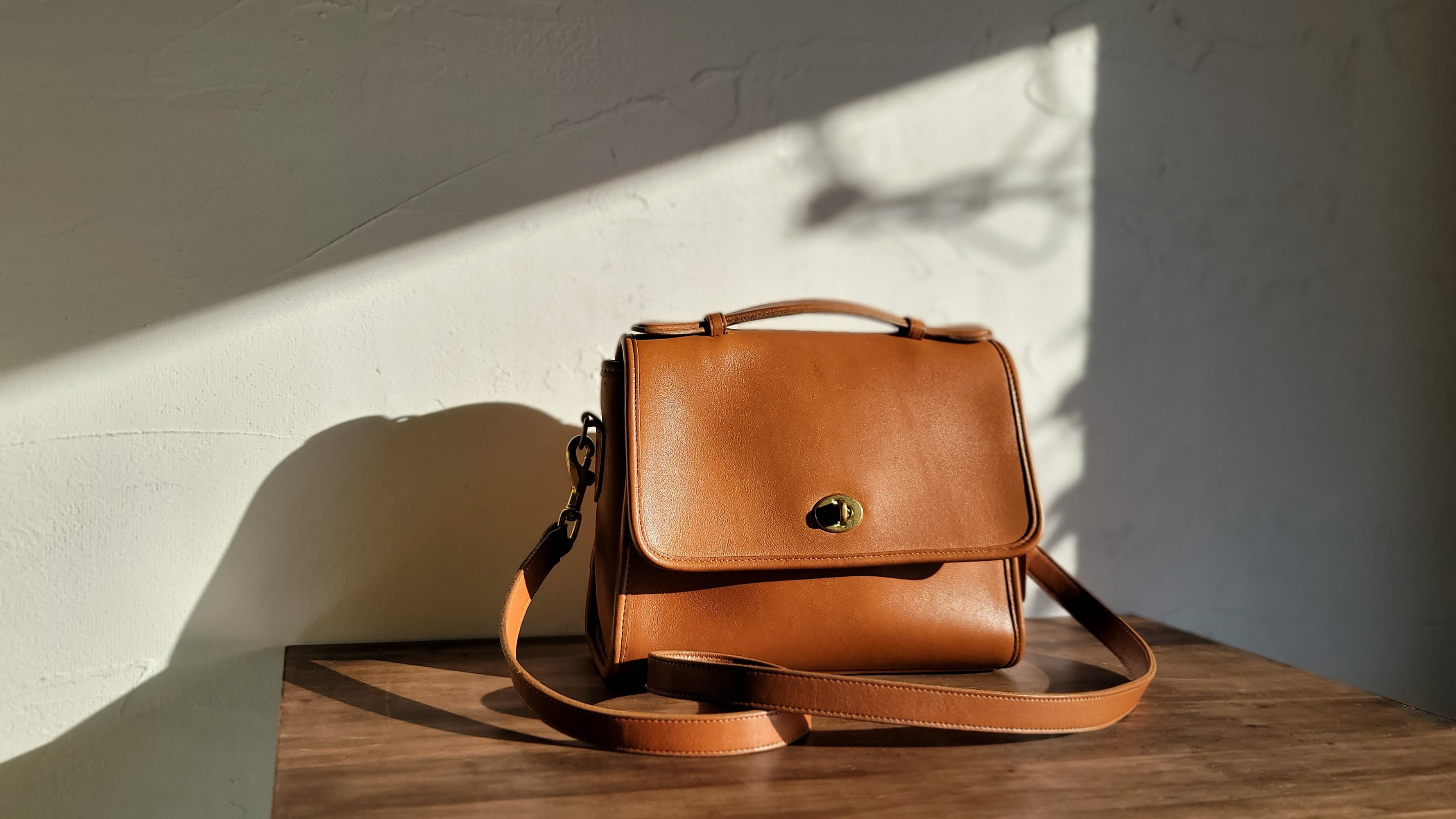 オールドコーチ ☆ USA製 レザー ターンロック 2WAY ショルダーバッグ