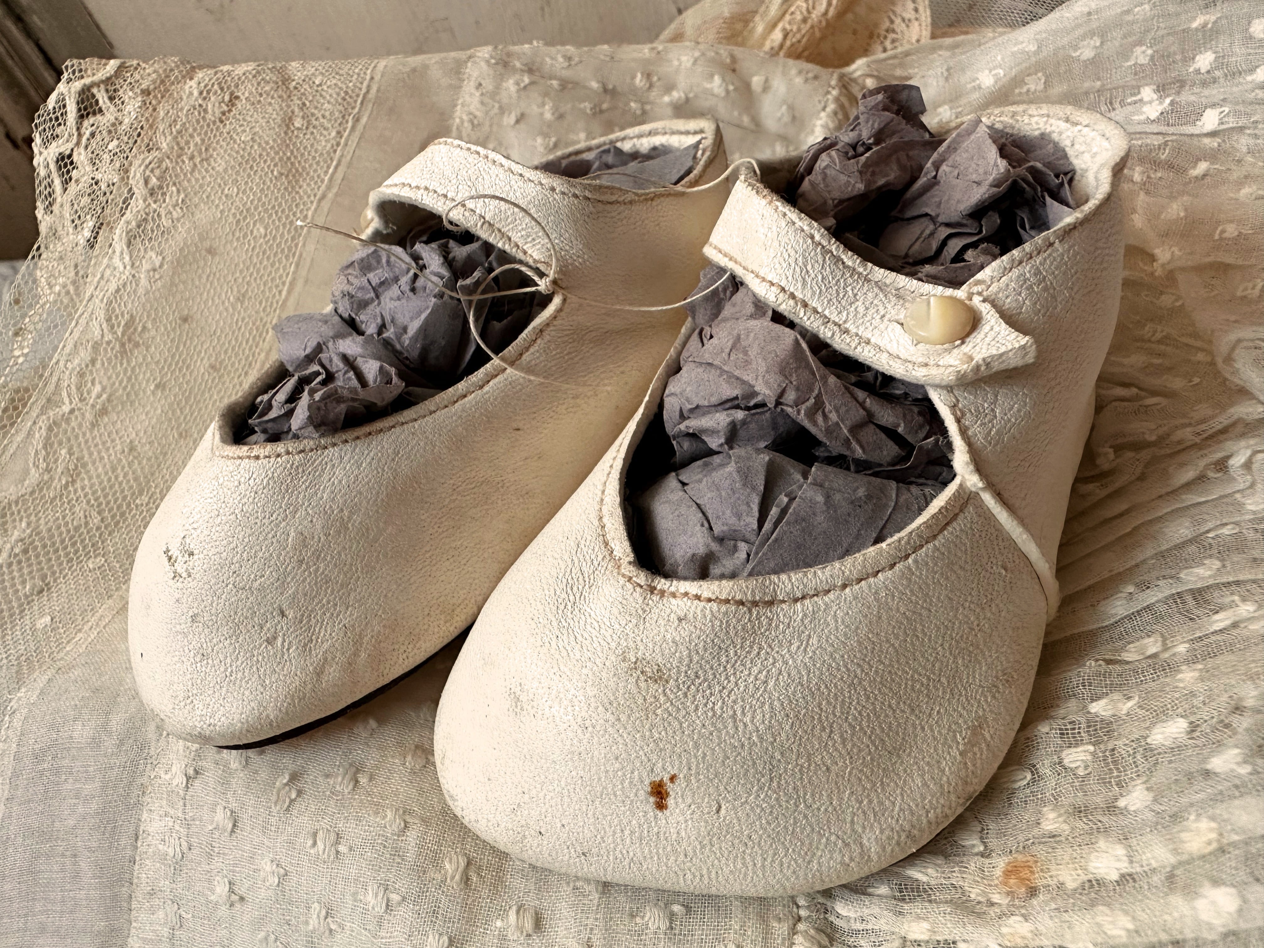 フランスアンティーク ベビーシューズ レザー 皮革 ホワイト