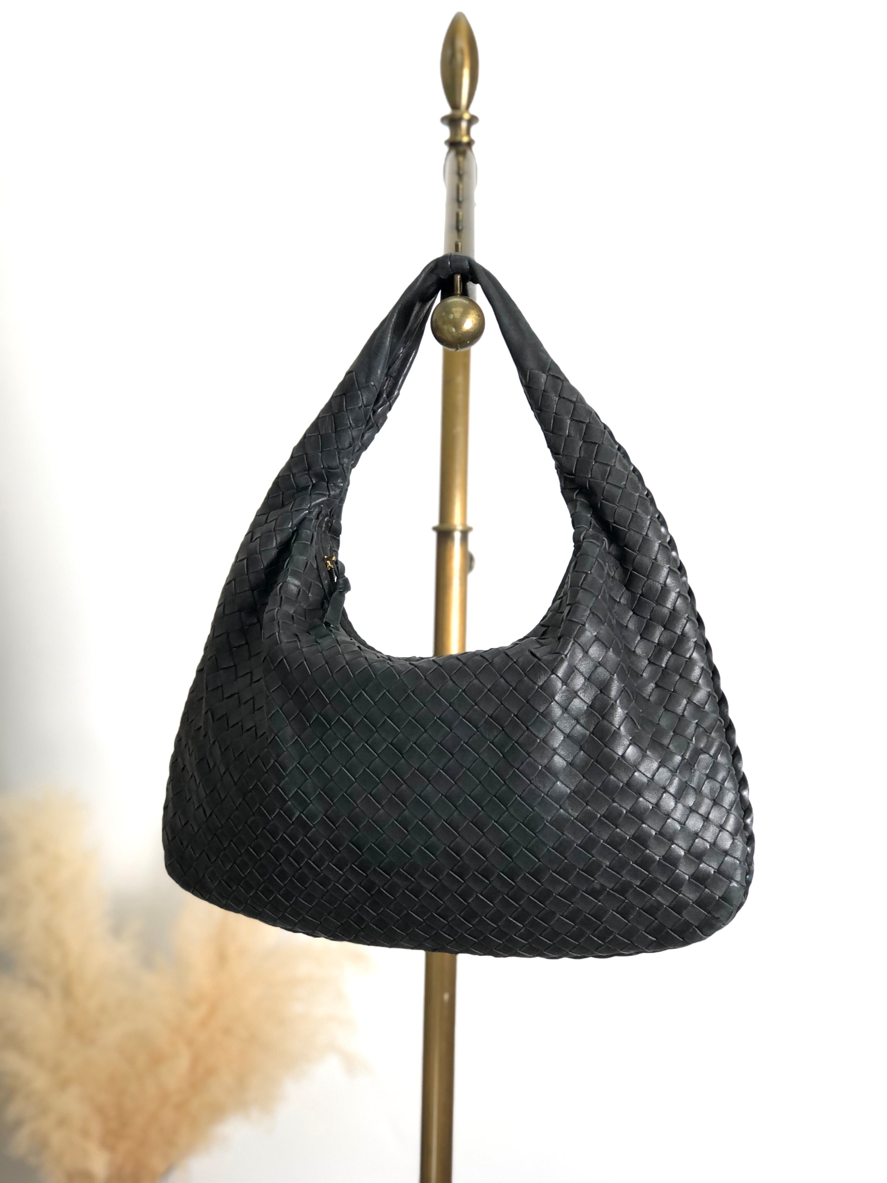 Bottega Veneta ボッテガ・ヴェネタ ショルダーバッグ ブラック レザー