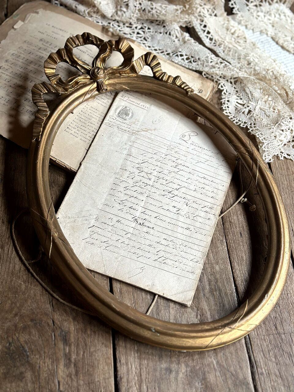 オーバルフレーム 額縁 リボン装飾 | Brocante de La Cocotte