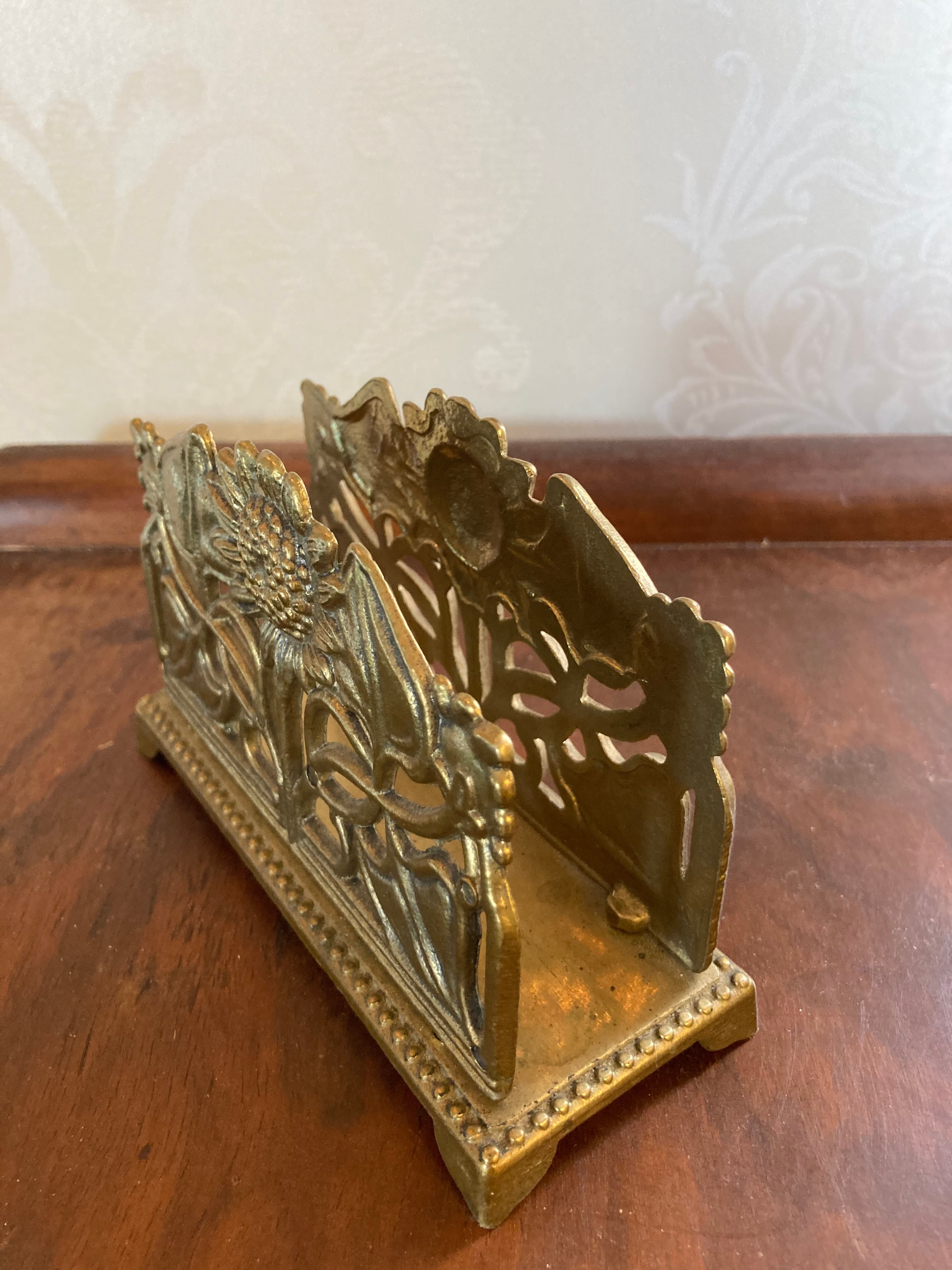 イギリス アンティーク レターラックorナプキンホルダー 真鍮製 1900