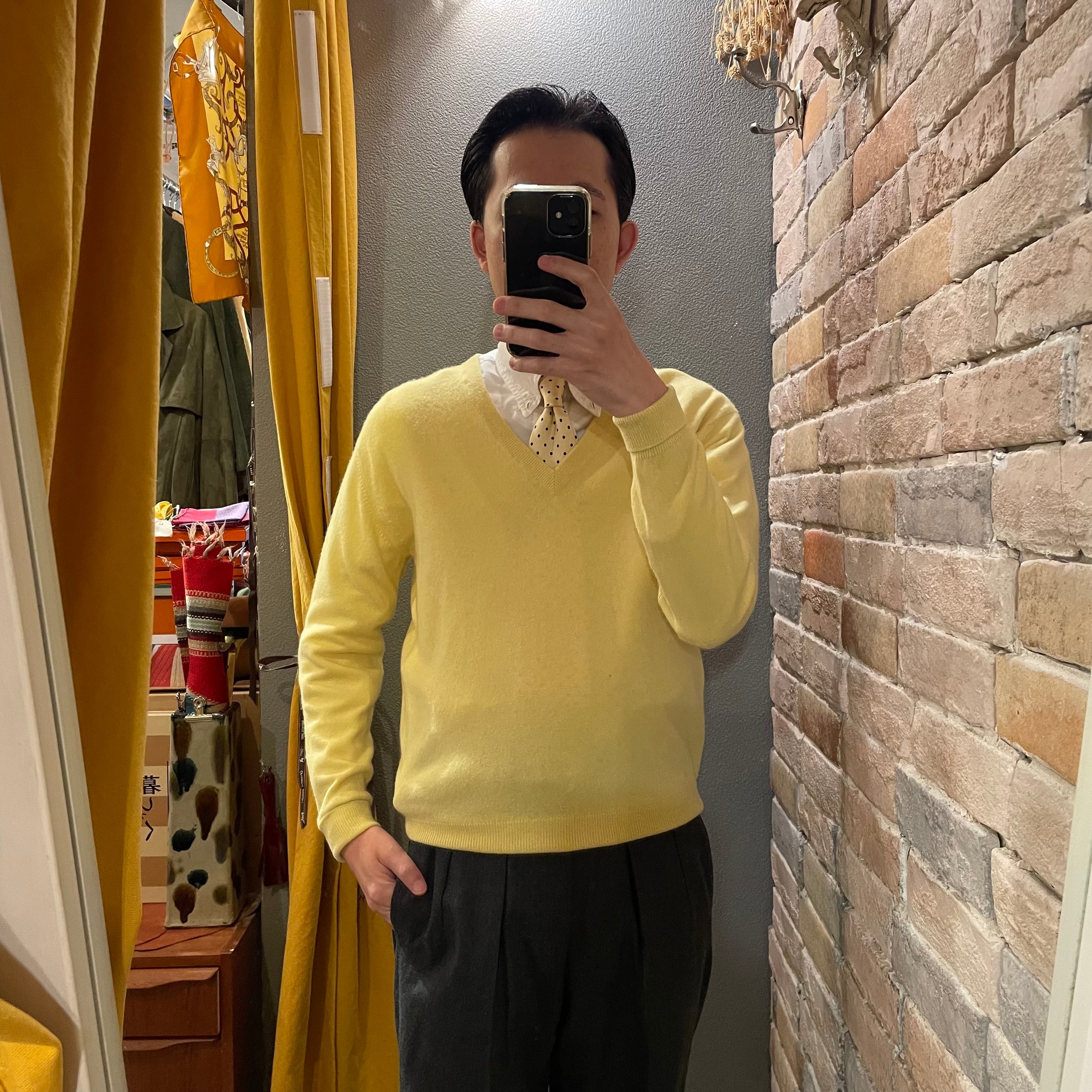 Aquascutum イングランド製 サイズ38 カシミヤ100% イエロー Vネック