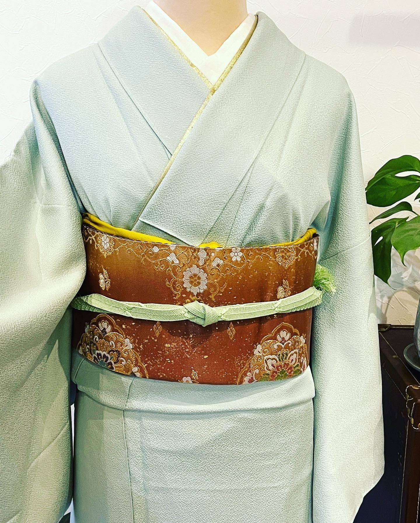 結城紬ろうけつ染め草花着物一つ紋蔦紋