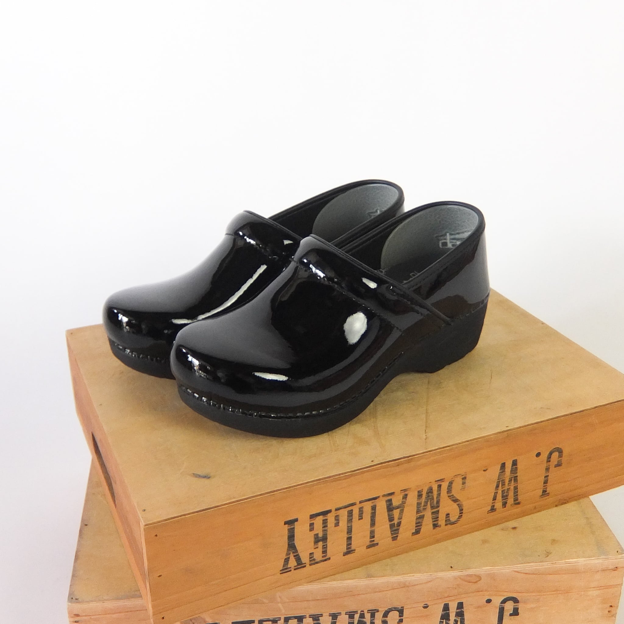 Dansko ダンスコ - Pro XP 2.0 パテント - Black | merle