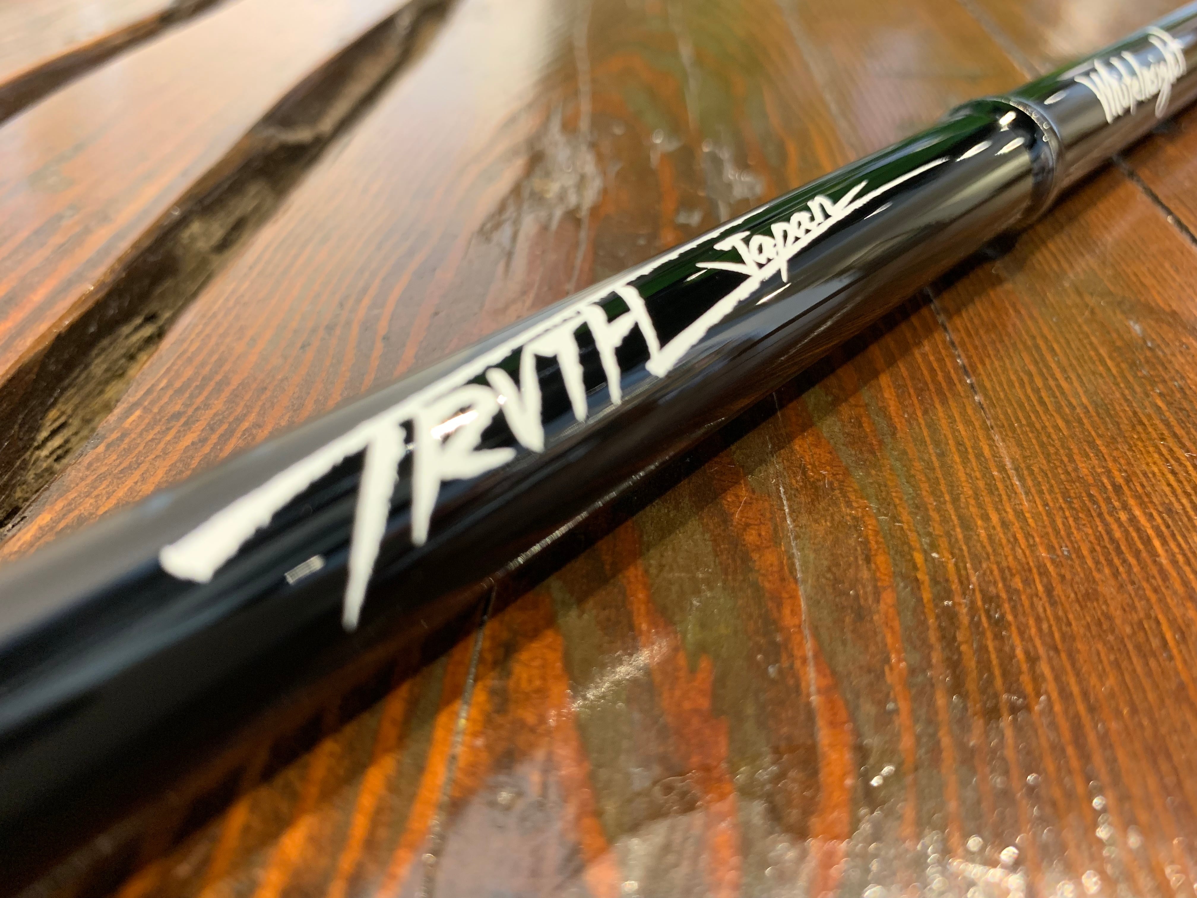 ホワイトインサイト828 ( WhiteInsight 828)/トゥルースジャパン(TRUTH