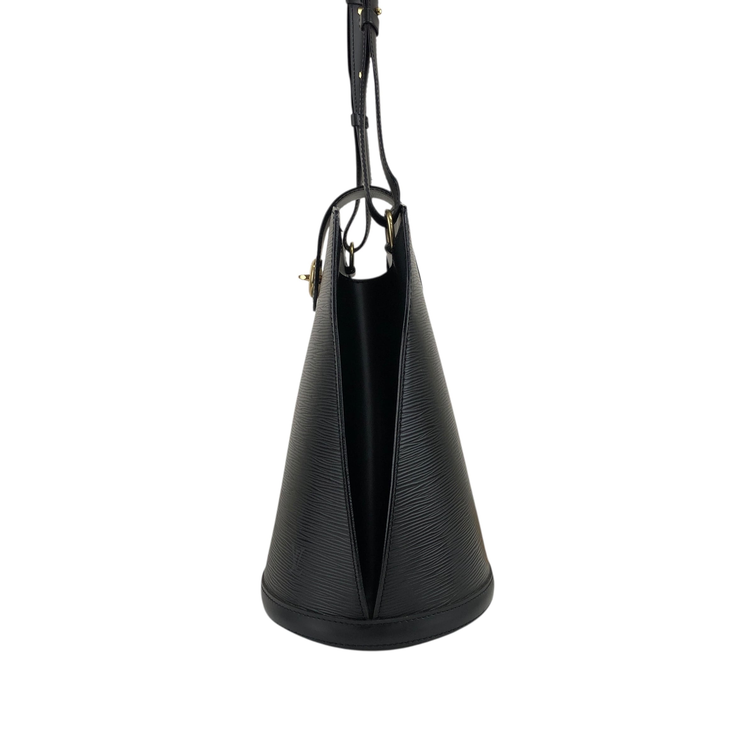 LOUIS VUITTON ルイヴィトン エピ ショルダーバッグ ブラック ターン