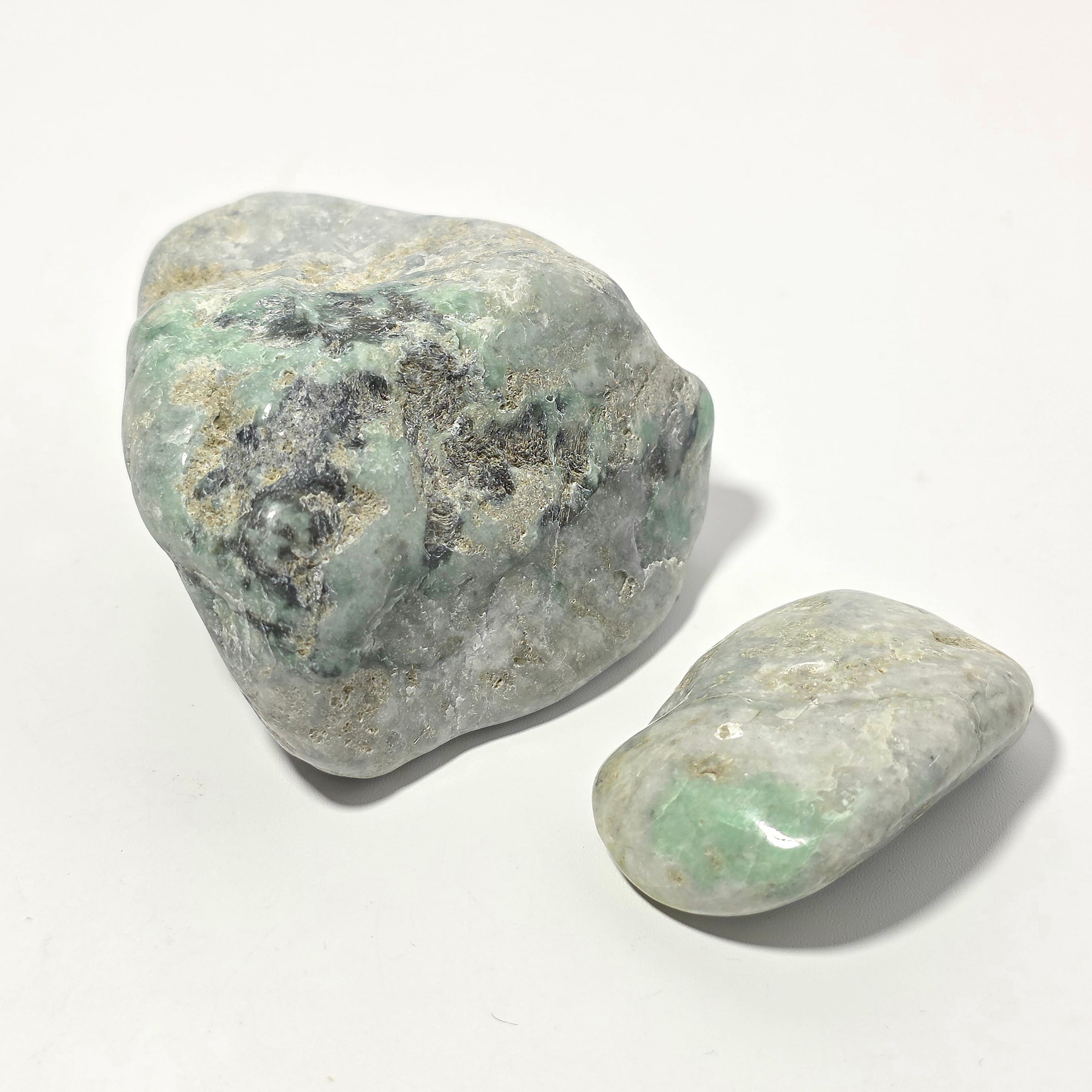 糸魚川翡翠【日本の国石】磨き石2個ｾｯﾄ BGM0114 | 糸魚川翡翠工芸家