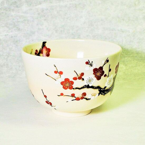 抹茶碗 色絵 紅白梅にうぐいす | 京焼窯元 橋本城岳