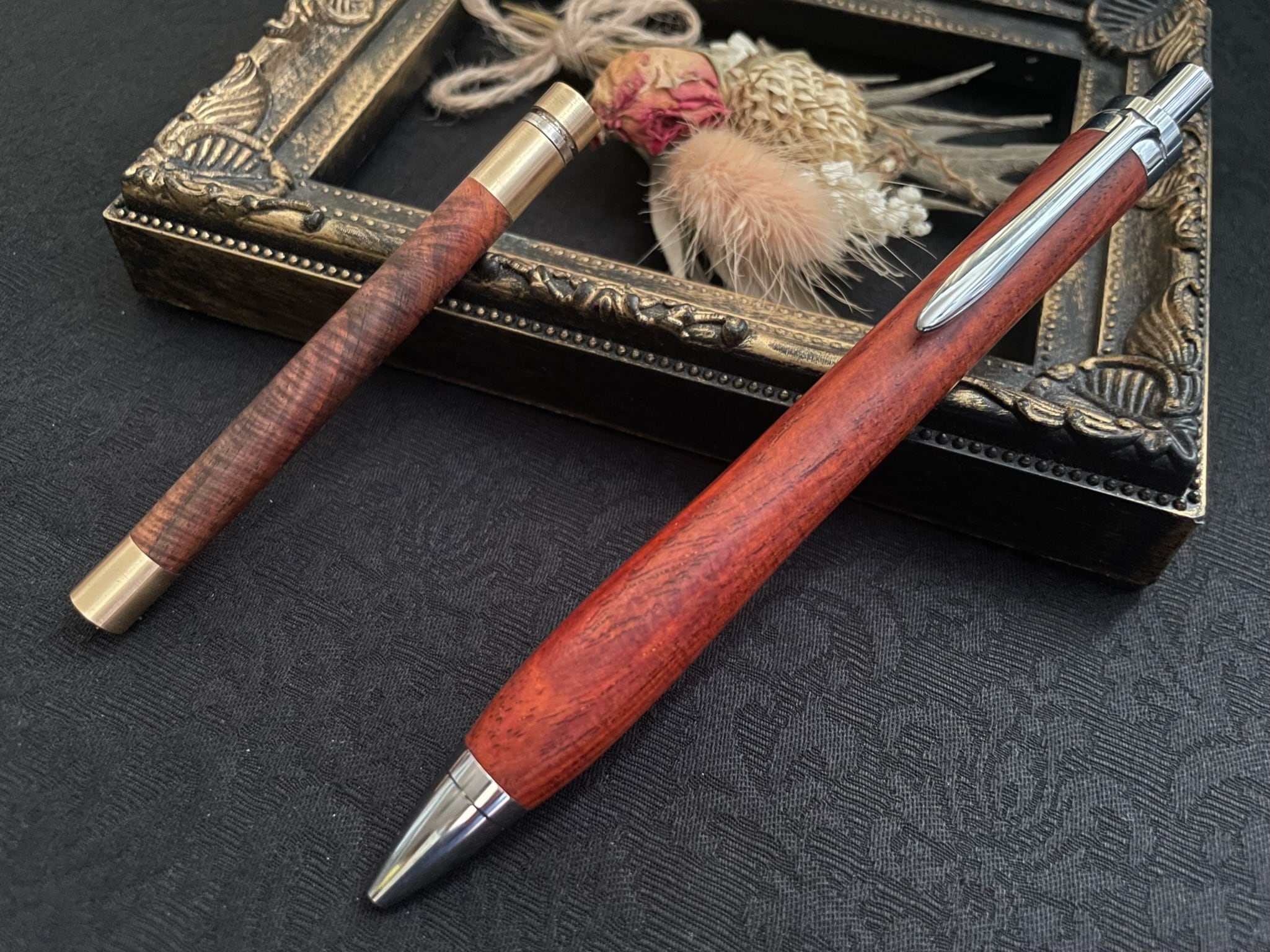 サイアミースローズ マイクロカーリー 木軸シャープペン&替芯ケース