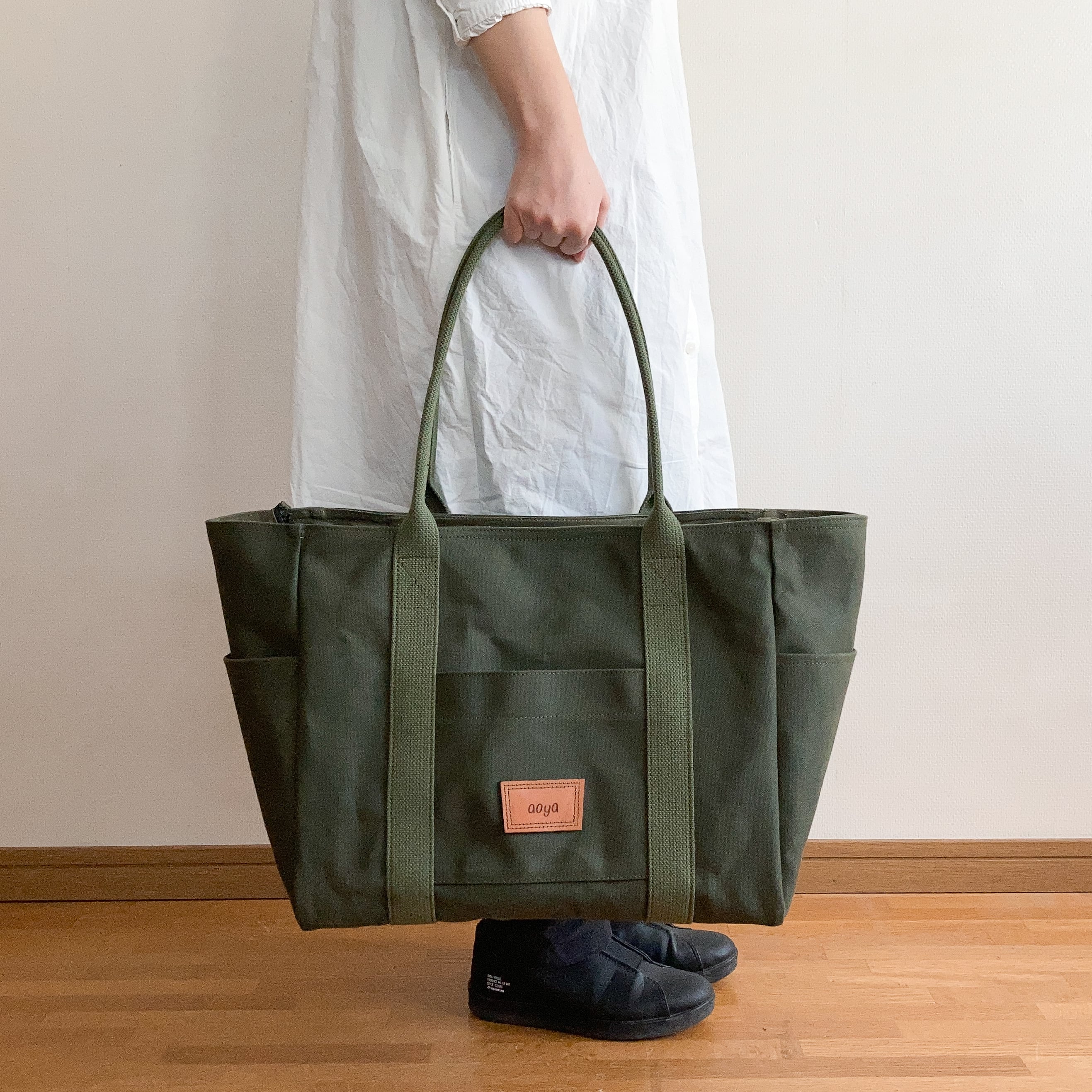 BIGトート01 オリーブドラブ / 6号帆布 | aoya bags | シンプルで少し