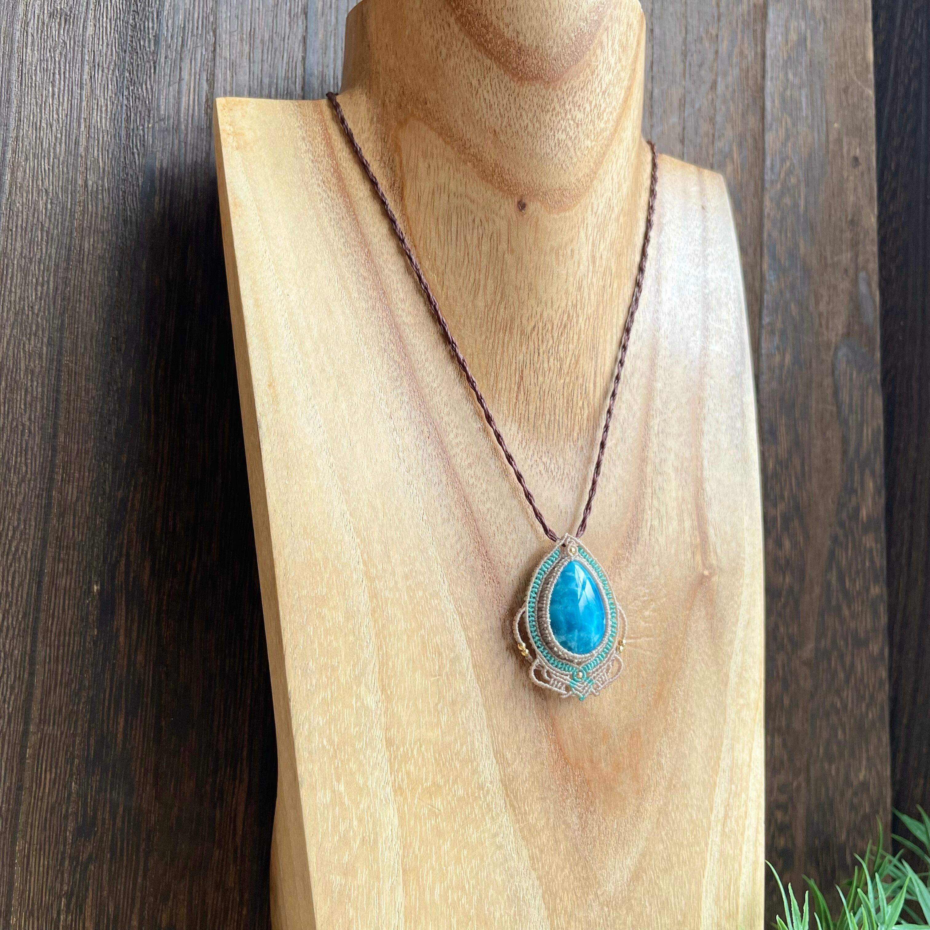 ブルーアパタイト（マクラメネックレス/天然石アクセサリー