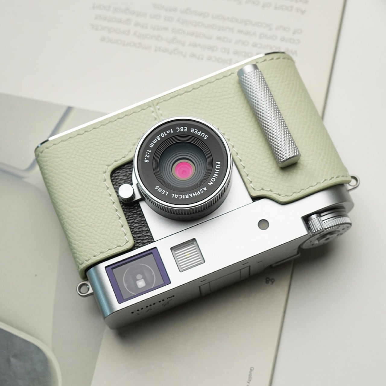 フィルムカメラ Leica MP x Leica vit half case フィルムカメラ Leica