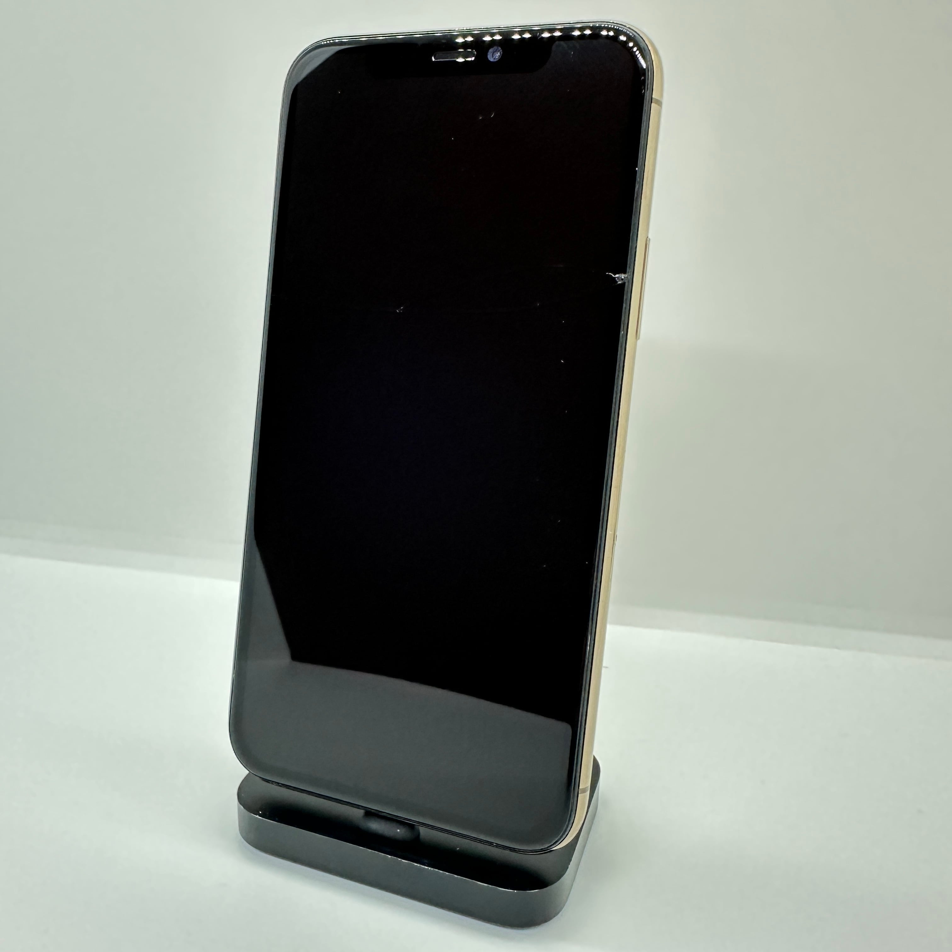 激安ジャンク】iPhone11Pro 256GB ゴールド【SIMロック解除済み