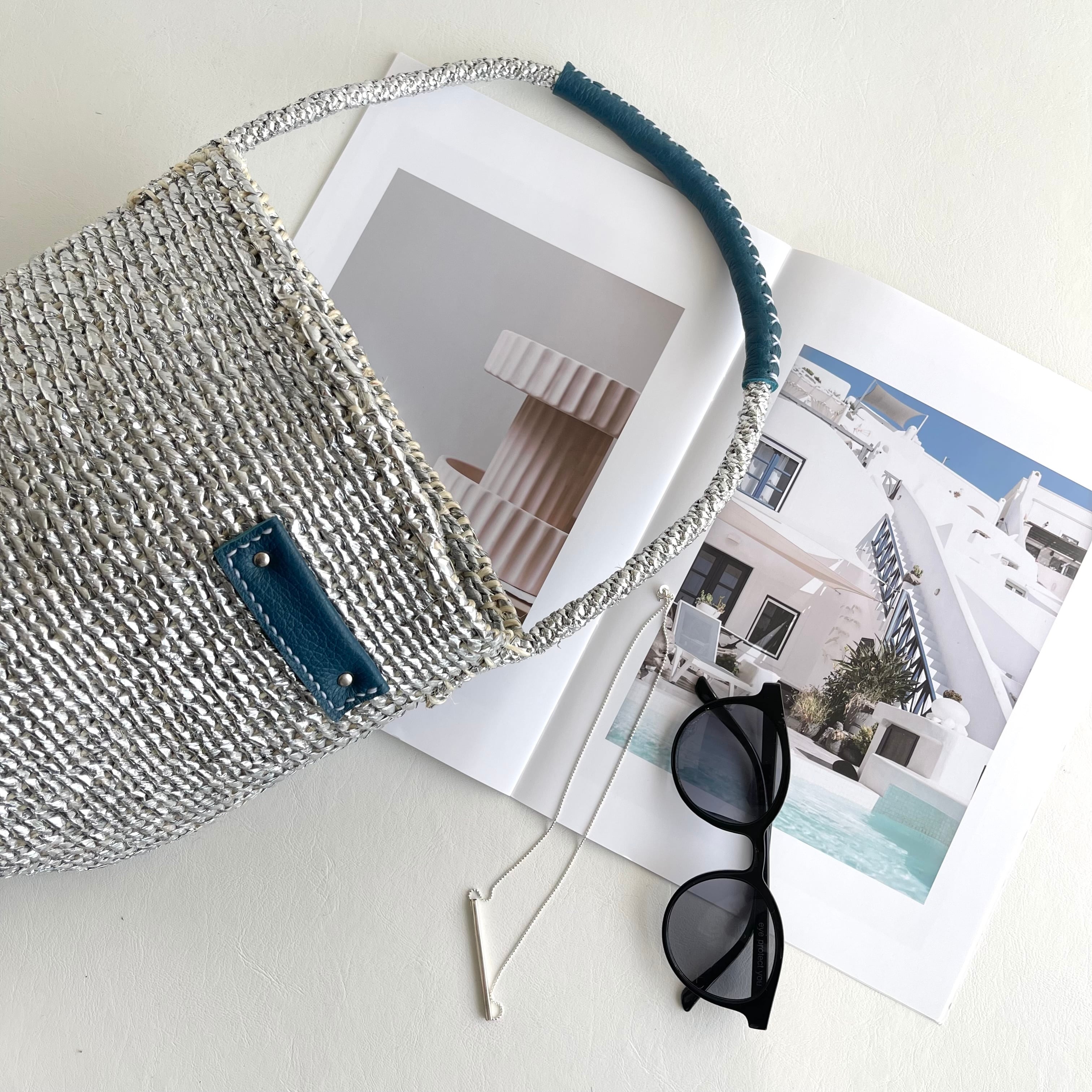 OVAL Shoulder Kago Bag / JAY BLUE HANDLE / メガネホルダー付