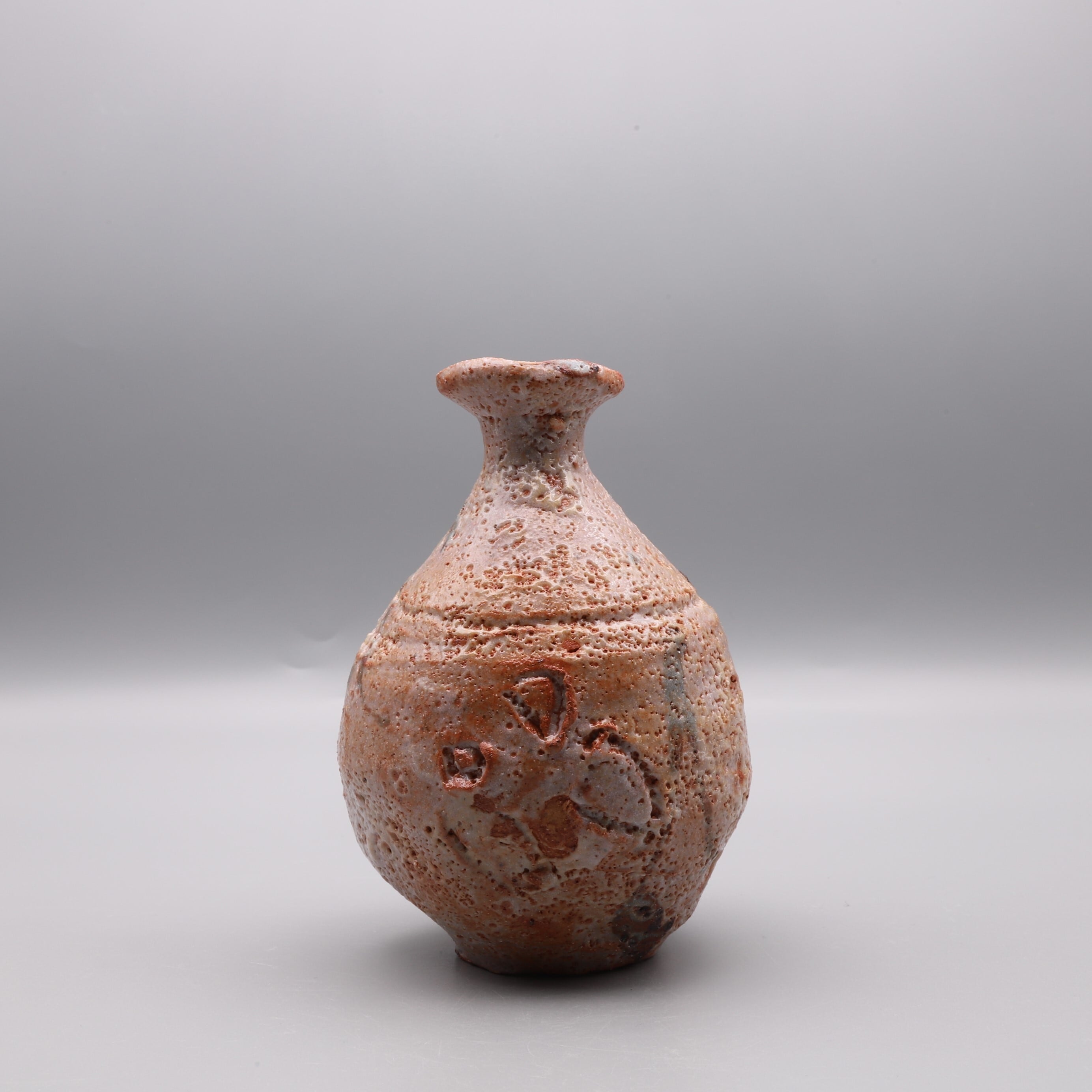 東正之 花瓶 御作窯 共箱共布 宇】3419 香仙作 沈金 衣笠