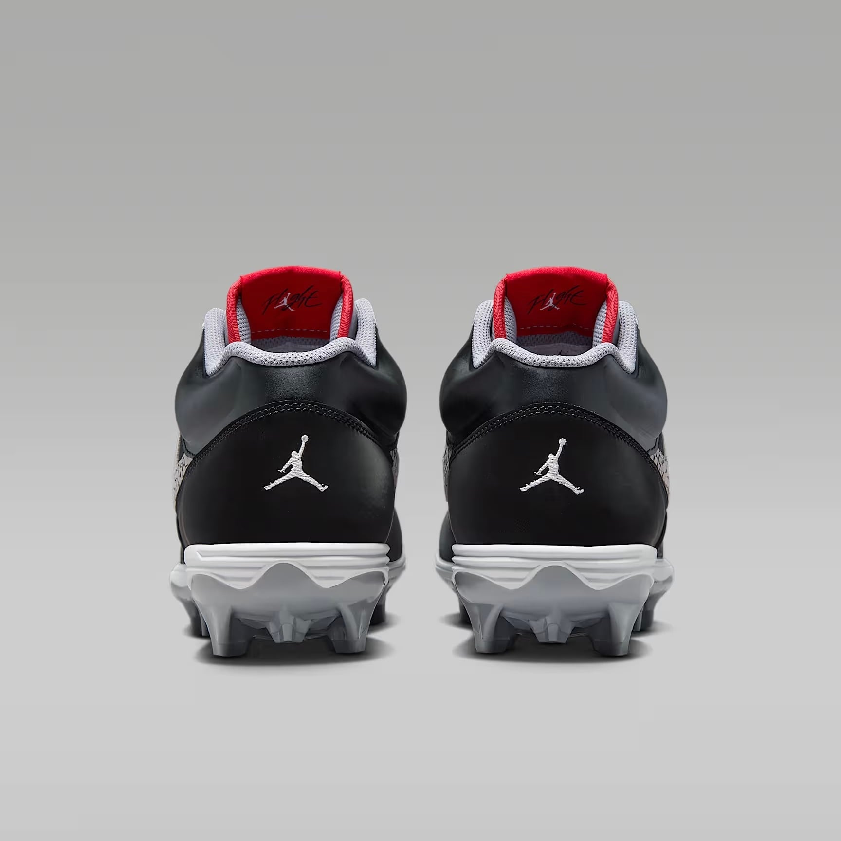 日本未発売】 ナイキ ジョーダン アメリカンフットボール スパイク