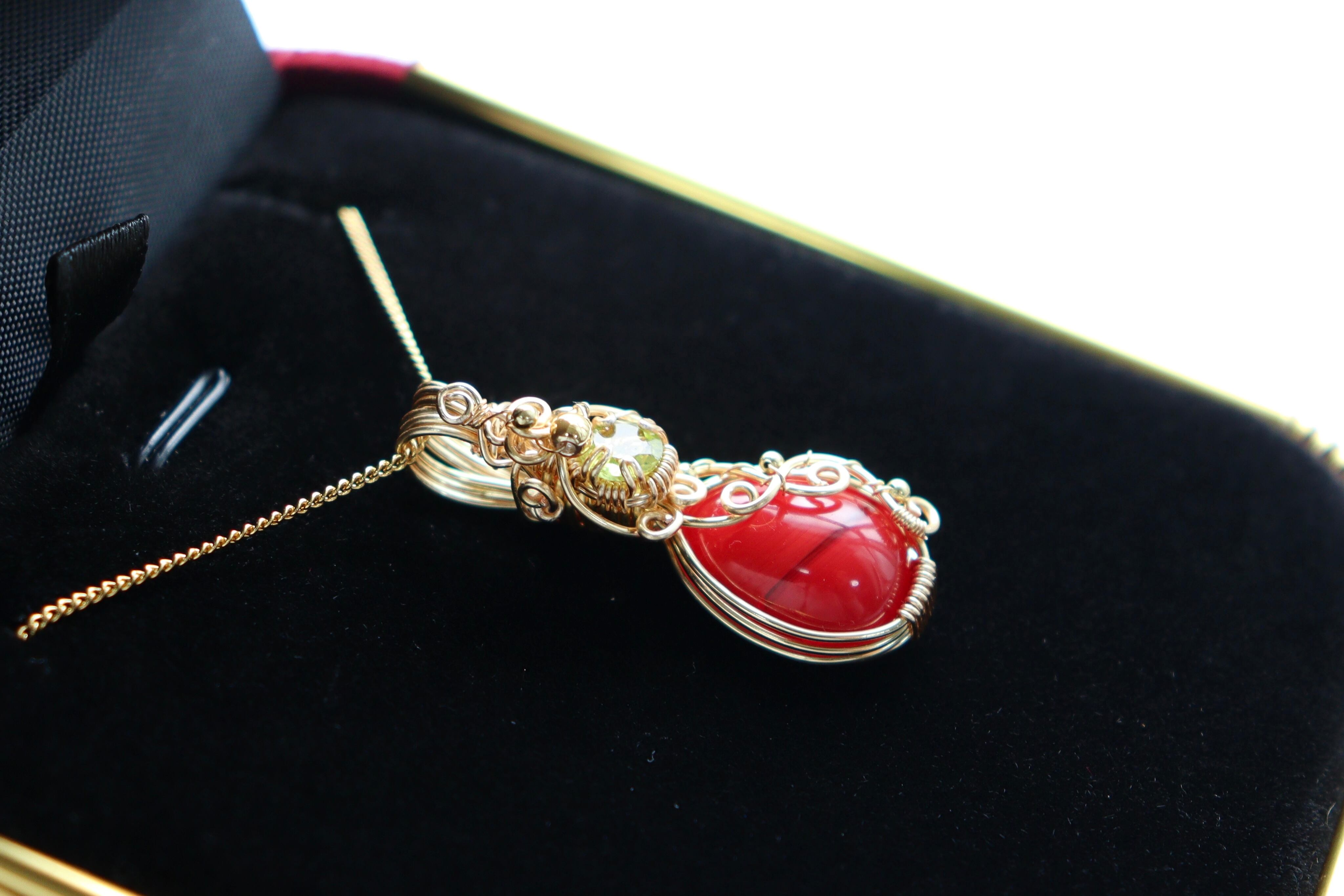 アンダラクリスタルのワイヤージュエリーネックレス✧ドラゴンズ