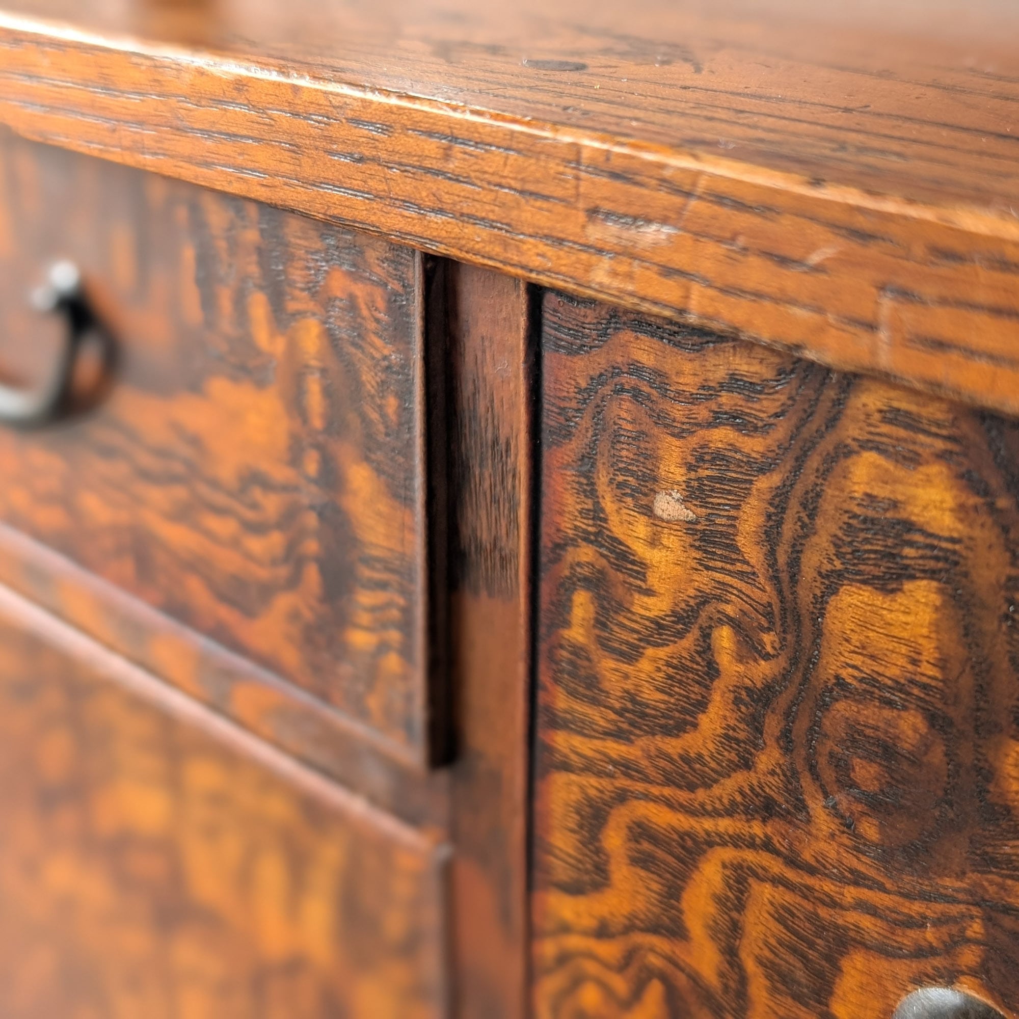 送料込み】昭和初期ぐらいの縮杢がきれいな小振りな鏡台 化粧台 卓上