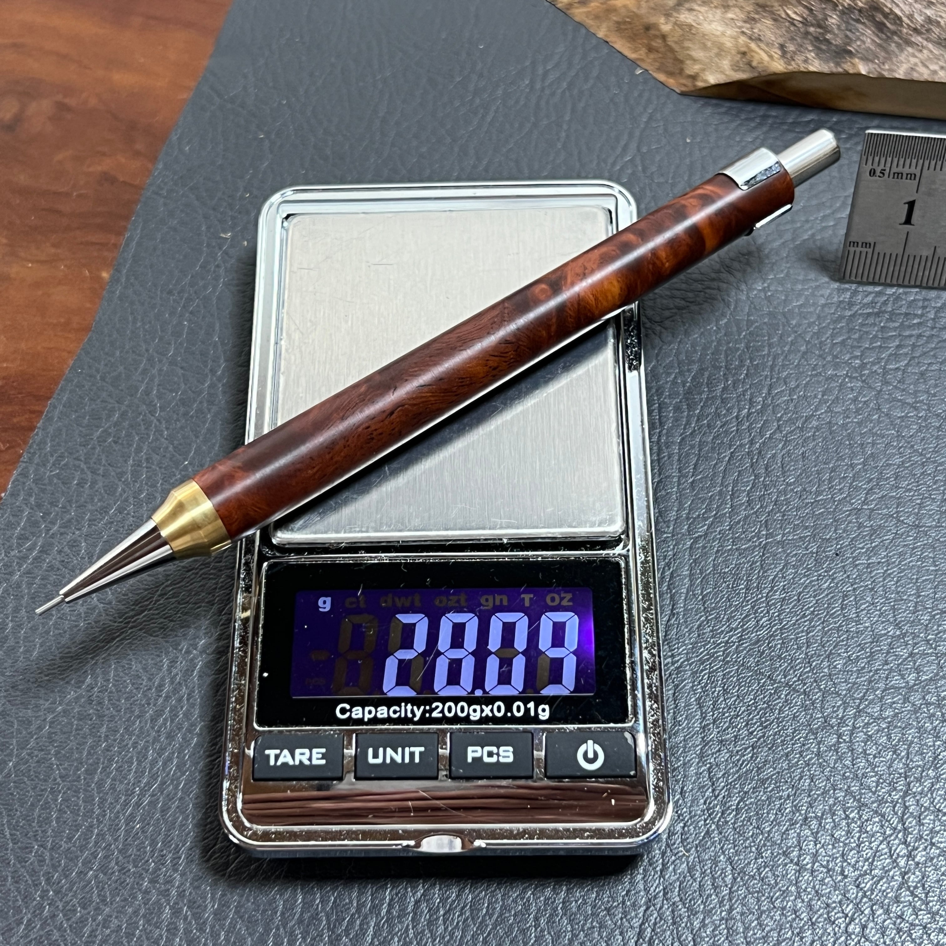 26花梨瘤濃色 木製シャーペン 強低重心Rタイプ 真鍮 | handwood