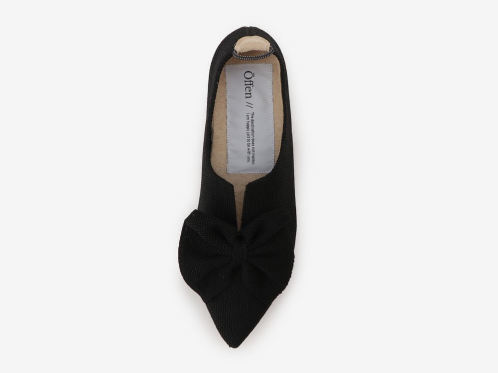 pointed-BUTTFEE / BLACK | Offen