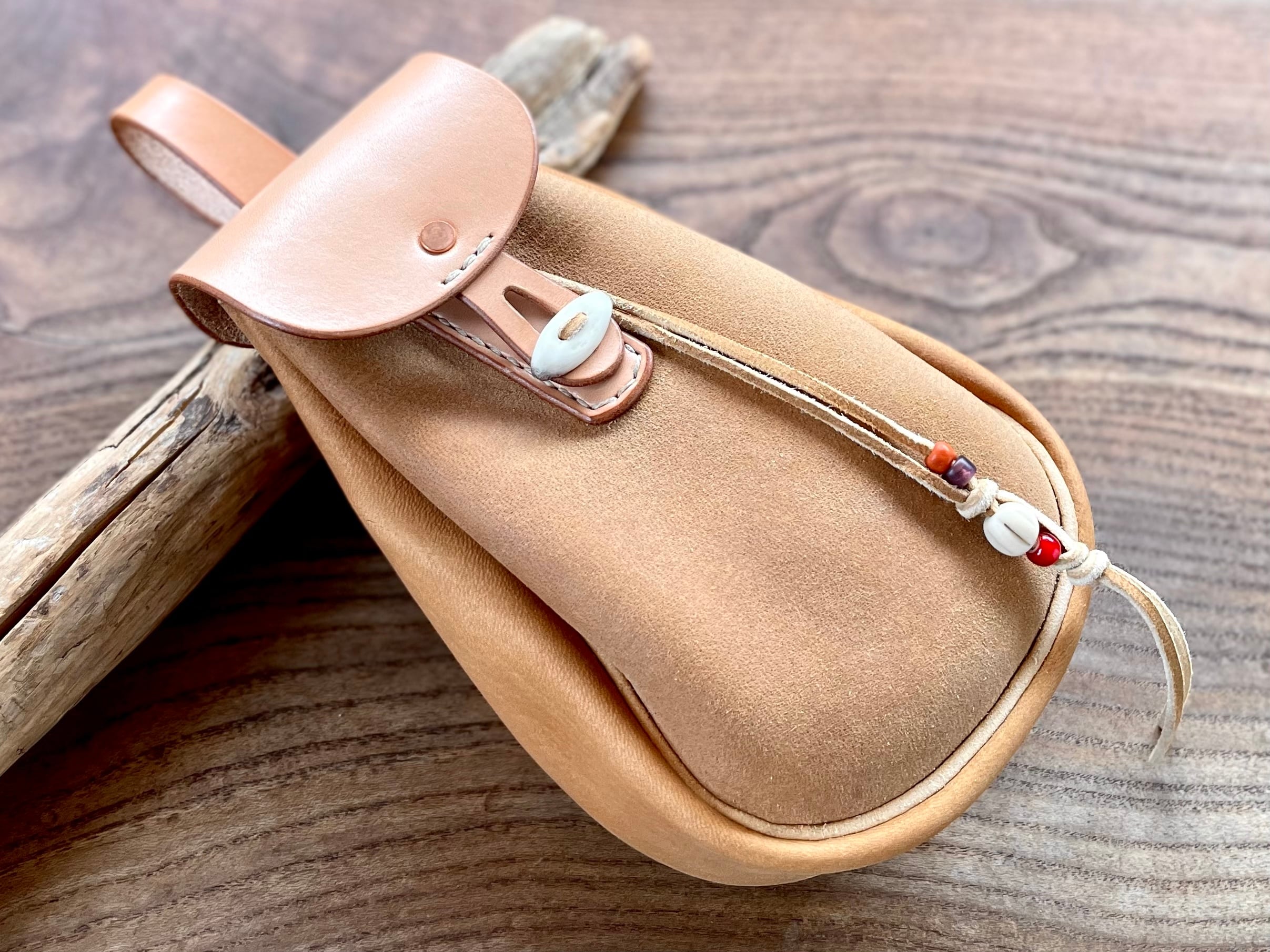 鹿革ベルトポーチ 刻印サービス付［スモーク］Deerskin Belt Pouch