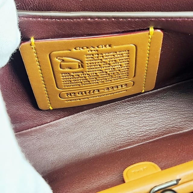 コーチ COACH ☆ ミラーメタリックレザー ターンロック ショルダー